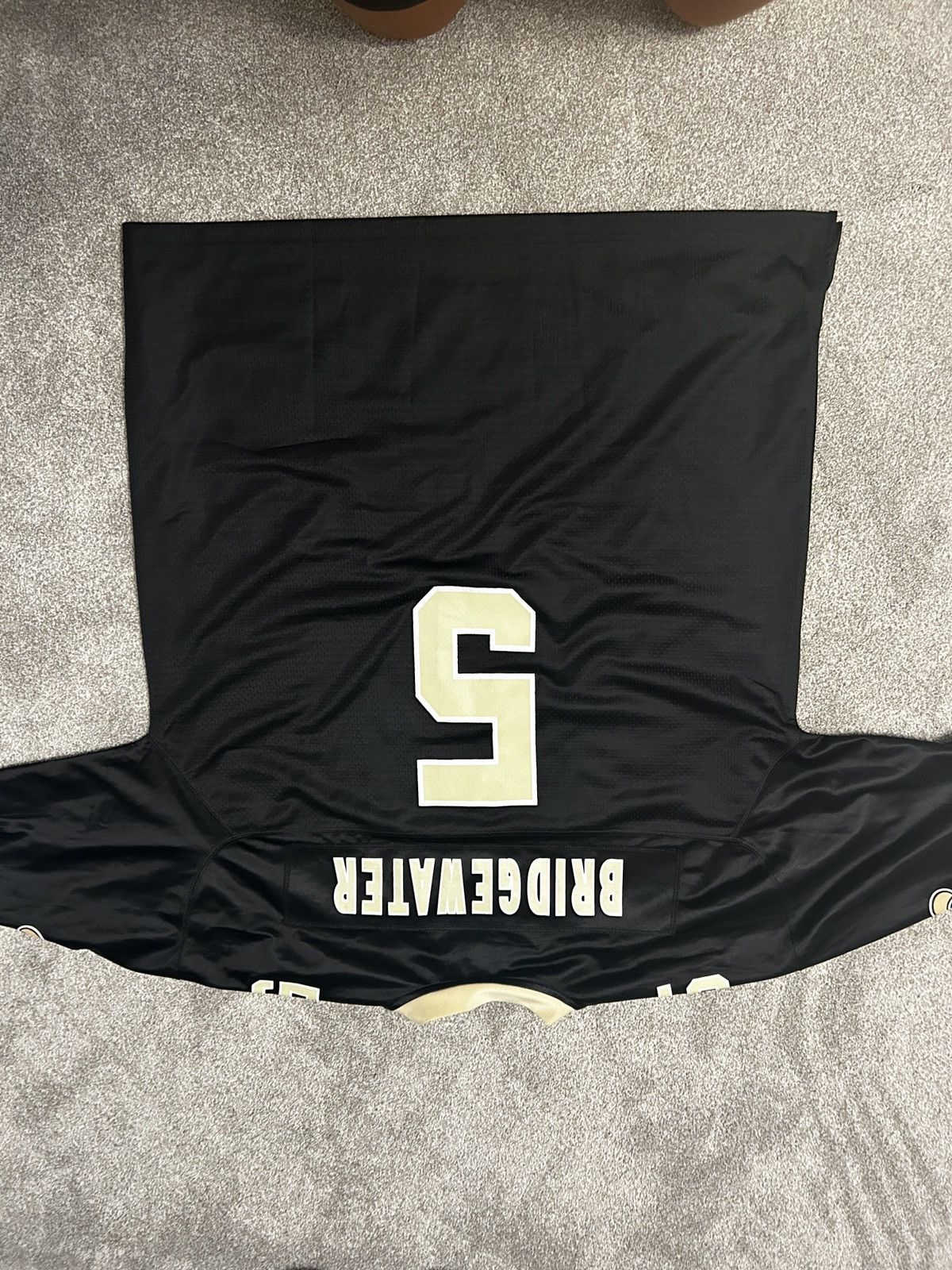 NFL Saints jersey Size US XL / EU 56 / 4 - 3 Thumbnail