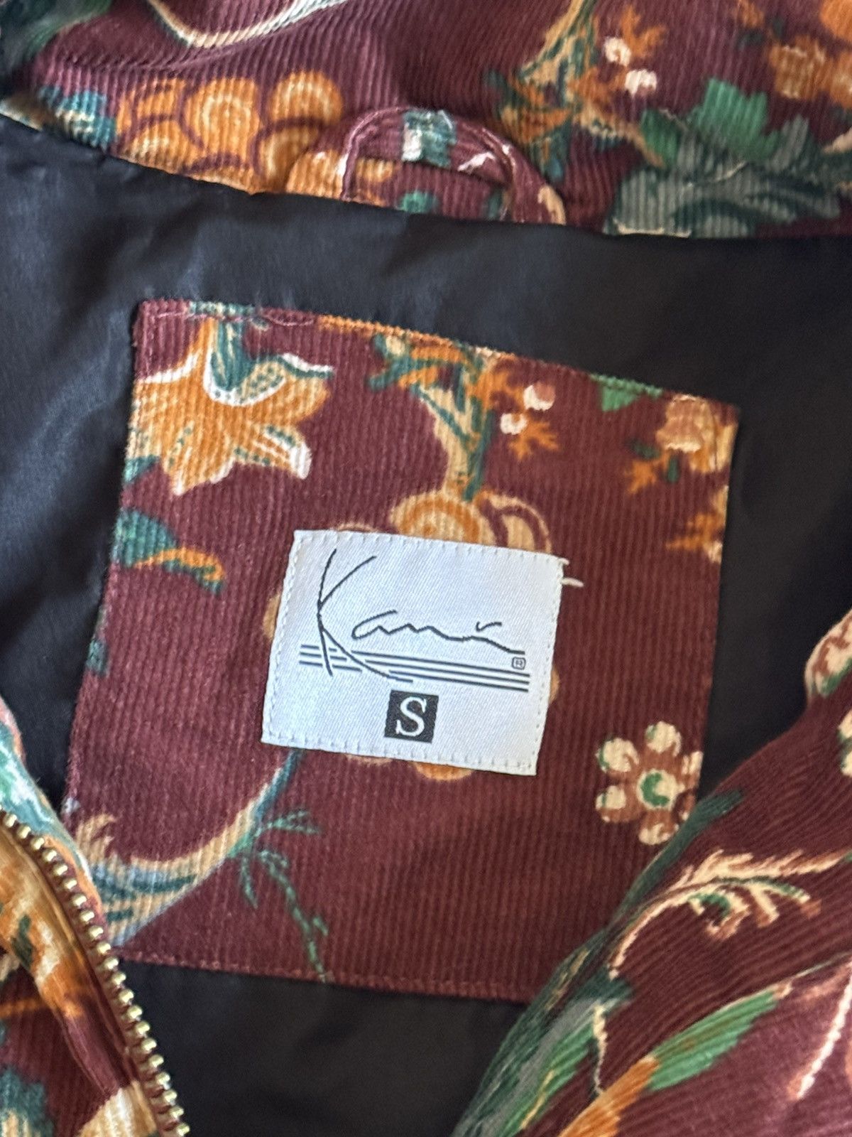 Karl Kani Karl Kani S flowers print velour velvet vest jacket corduroy Size US S / EU 44-46 / 1 - 12 Thumbnail