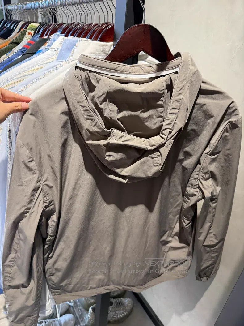 Hermes Hermes Windproof jacket, lightweight and windproof, with a Size US M / EU 48-50 / 2 - 2 Thumbnail