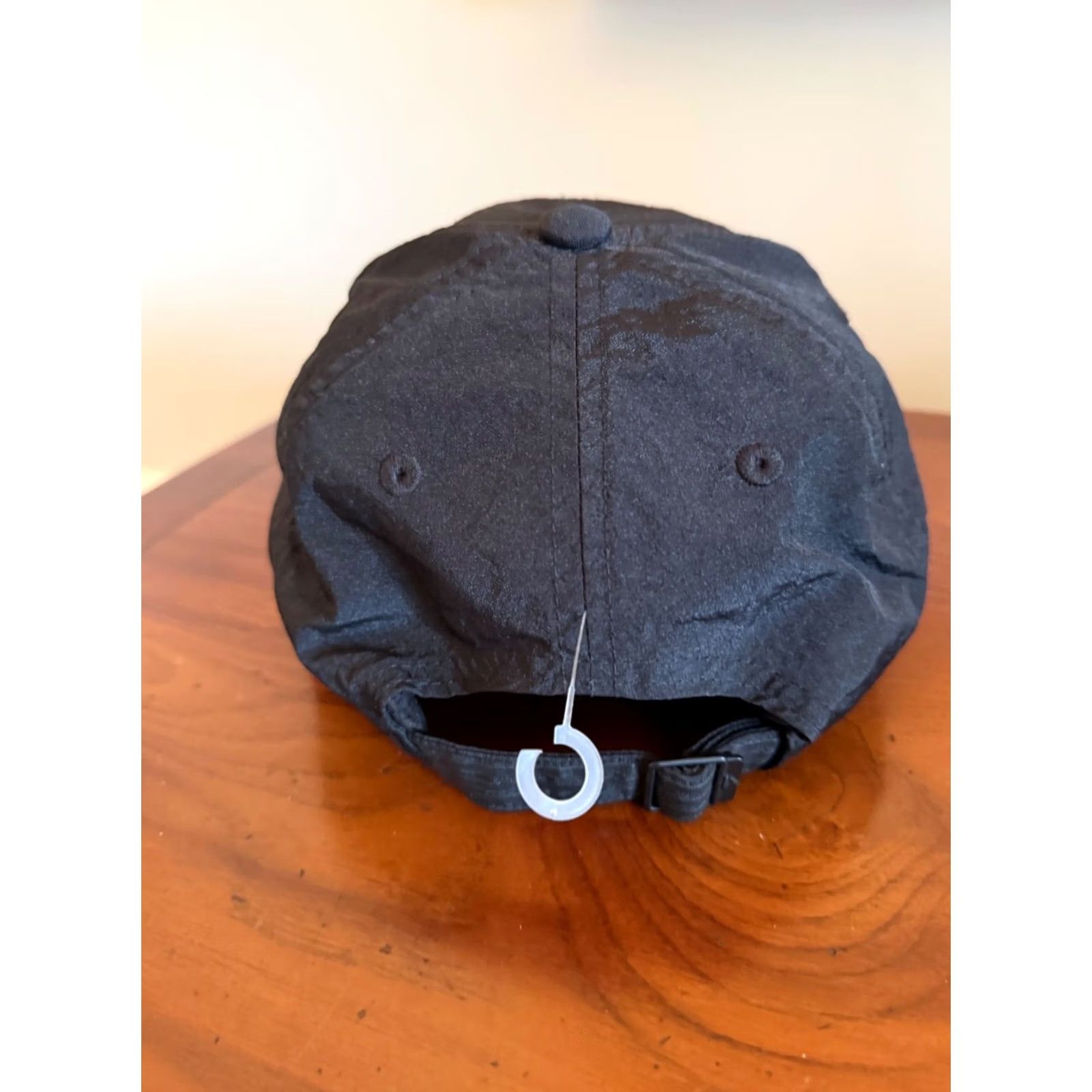 Adidas VINTAGE Adidas Nylon Windbreaker Hat Buckleback Cap Mens One Size Black EUC Outdoor Baseball Cap Size US M / EU 48-50 / 2 - 3 Thumbnail