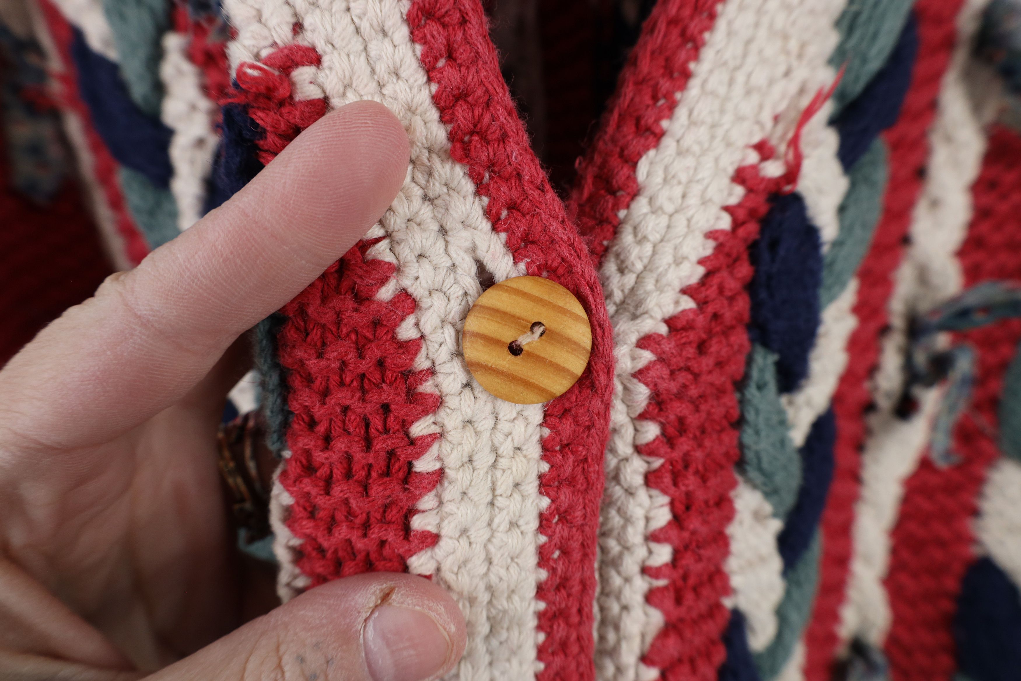 Vintage Vintage 90s Quilt Strip Fringed Chunky Knit Cardigan Sweater Size XL / US 12-14 / IT 48-50 - 7 Thumbnail