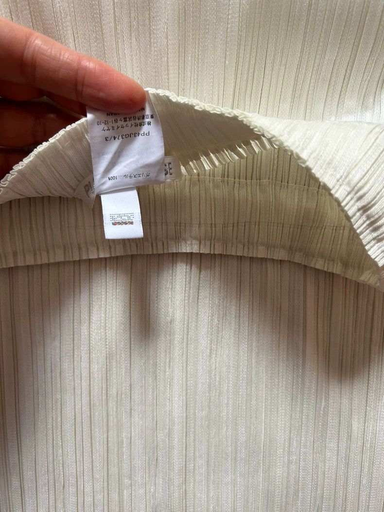 Issey Miyake issey miyake size:3 Off-white half skirt 2505-Nextarrow Size 42" / US 20 - 7 Thumbnail