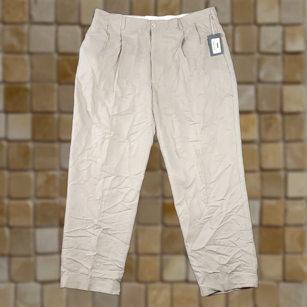 Vintage VINTAGE Tehama Pants Chino Men Beig e Knit Pleated Tapered Leg Golf Size 40x32 Athletic Preppy 90s Workwear Mens Size US 40 / EU 56 - 1 Thumbnail