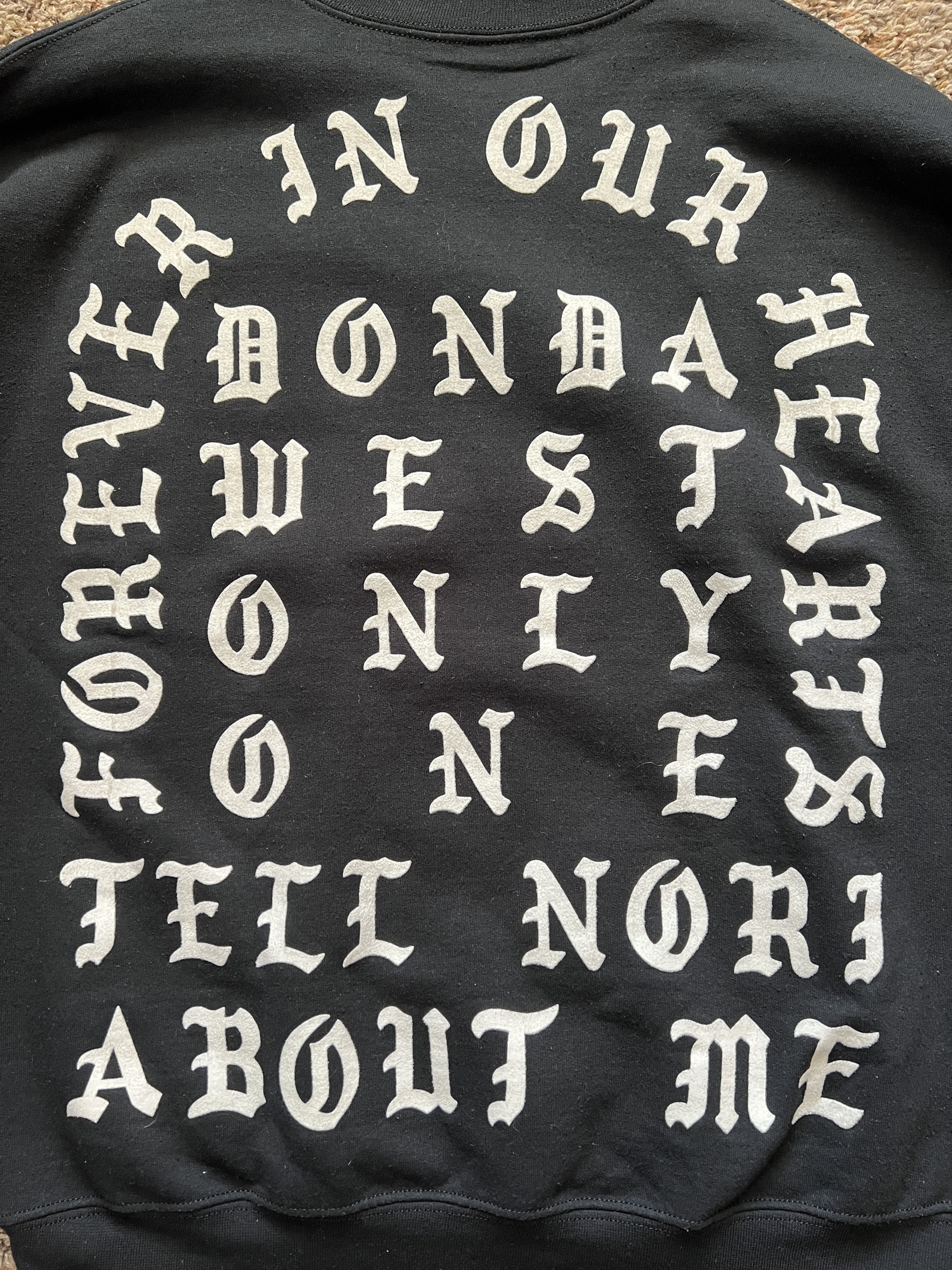 Kanye West Kanye West "DONDA" Crewneck (2016 - OFFICIAL - RARE) Size US L / EU 52-54 / 3 - 4 Thumbnail