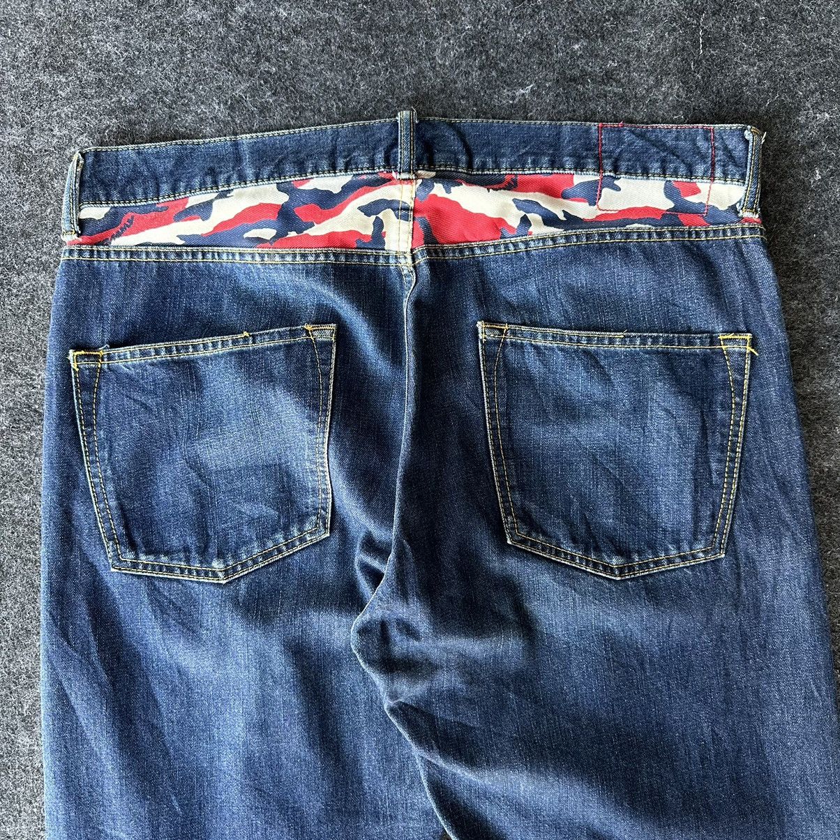 Tommy Hilfiger × Vintage Tommy Red Camo Label Blue Washed Denim D700 Size US 36 / EU 52 - 4 Thumbnail