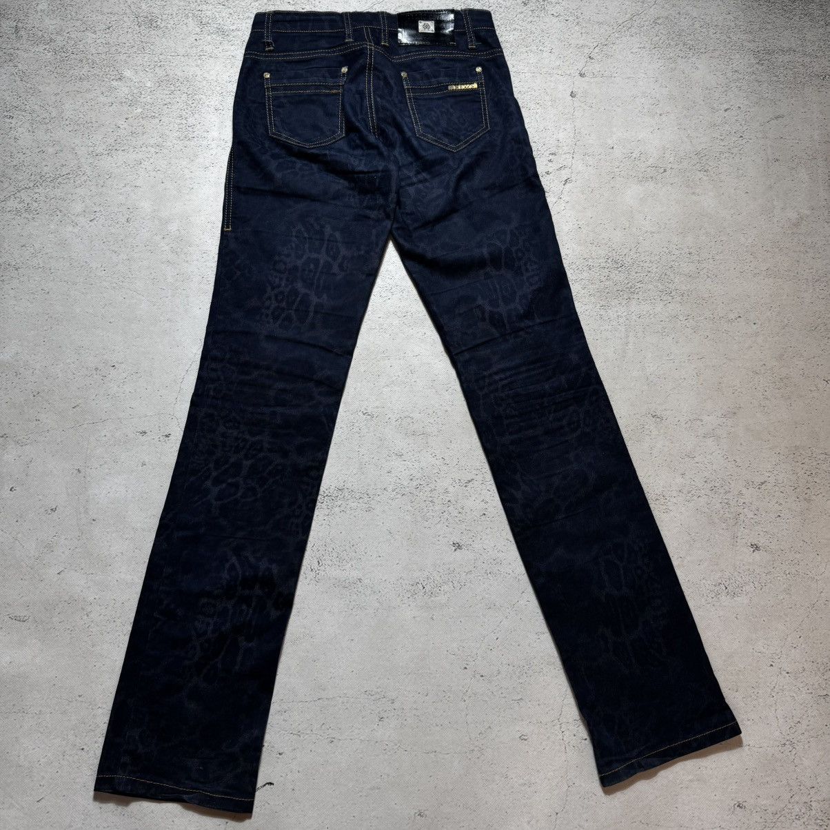 Roberto Cavalli roberto cavalli jeans with big logo leopard pattern Size 27" / US 4 / IT 40 - 1 Thumbnail