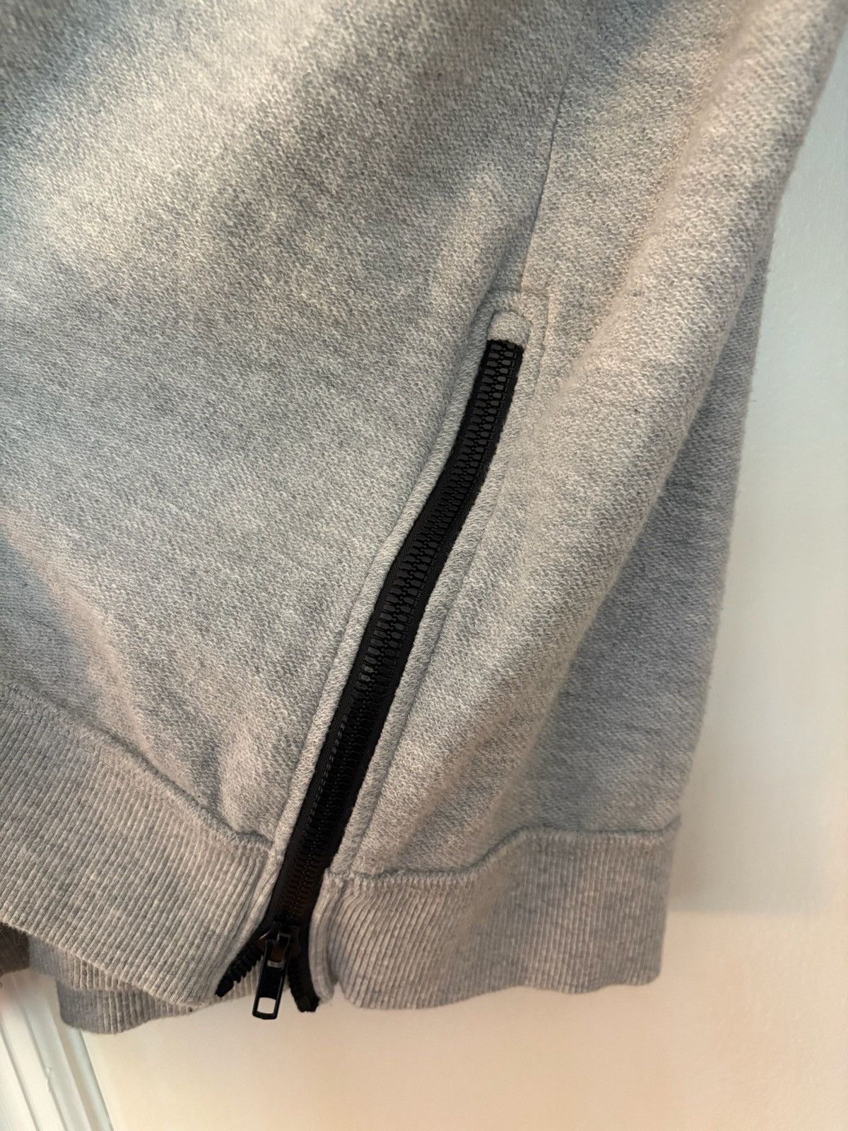 Bdg BDG Gray 100% Cotton Crewneck Sweatshirt – Size L Size US L / EU 52-54 / 3 - 4 Thumbnail