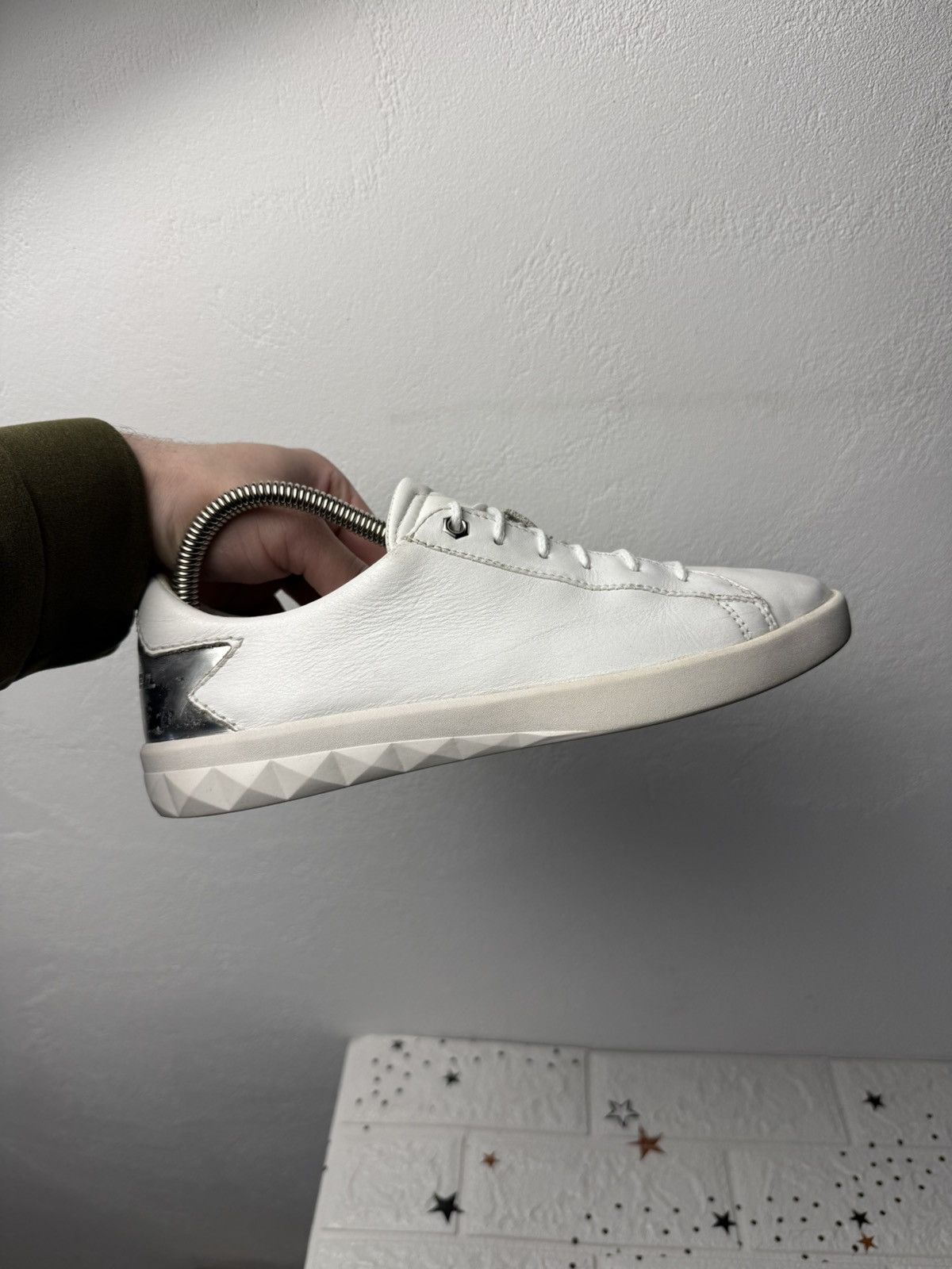 Diesel DIESEL WOMEN SNEAKERS US7 UK6.5 EUR39 Leather White Casual Size US 7 / IT 37 - 1 Thumbnail