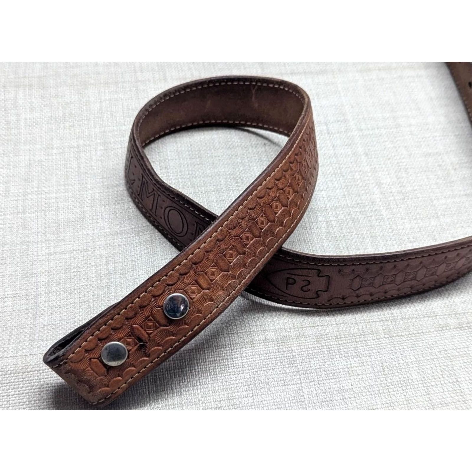 Vintage VINTAGE Handcrafted Western Belt Tooled Buckle 1-1/2" Brown Leather Full Grain Cowhide 32 Men Size 32 - 5 Thumbnail