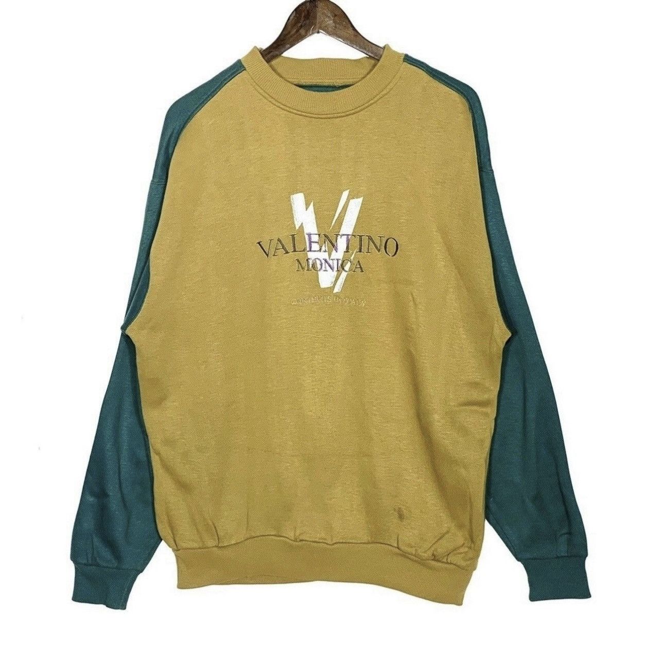 Valentino × Vintage vintage sweatshirt valentino monica big logo embroidered Size US L / EU 52-54 / 3 - 2 Thumbnail