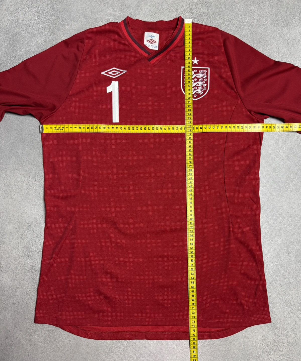 Umbro England 2012 2013 Goalkeeper Shirt Jersey Umbro #1 Hart Size US L / EU 52-54 / 3 - 16 Thumbnail