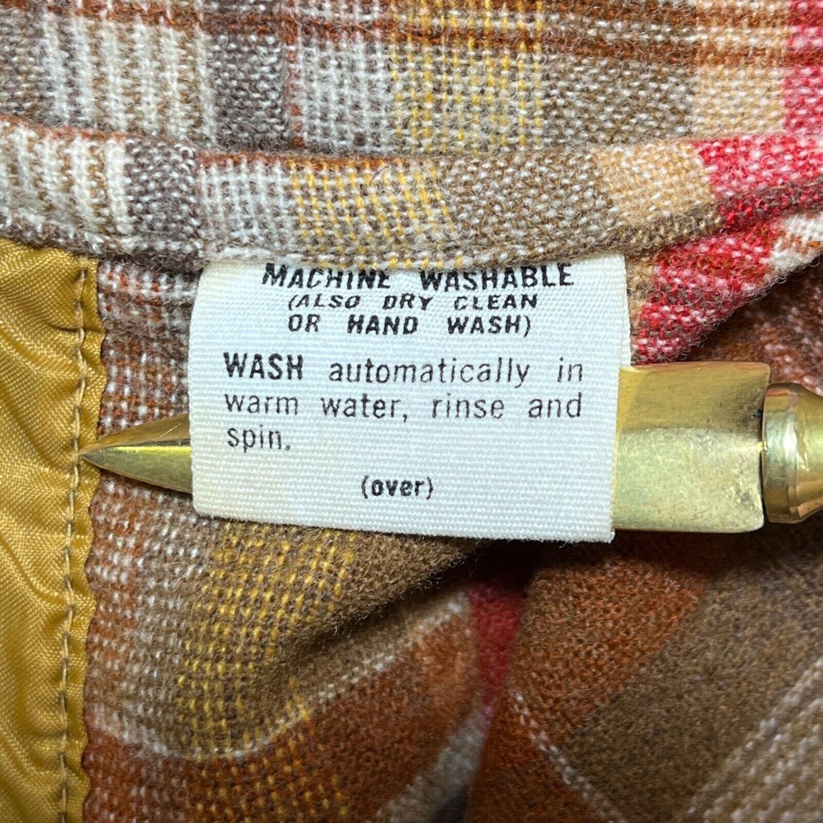 Pendleton × Vintage Vintage 70s Pendleton Plaid Wool Button Shirt M Camp Flannel Size US M / EU 48-50 / 2 - 7 Thumbnail