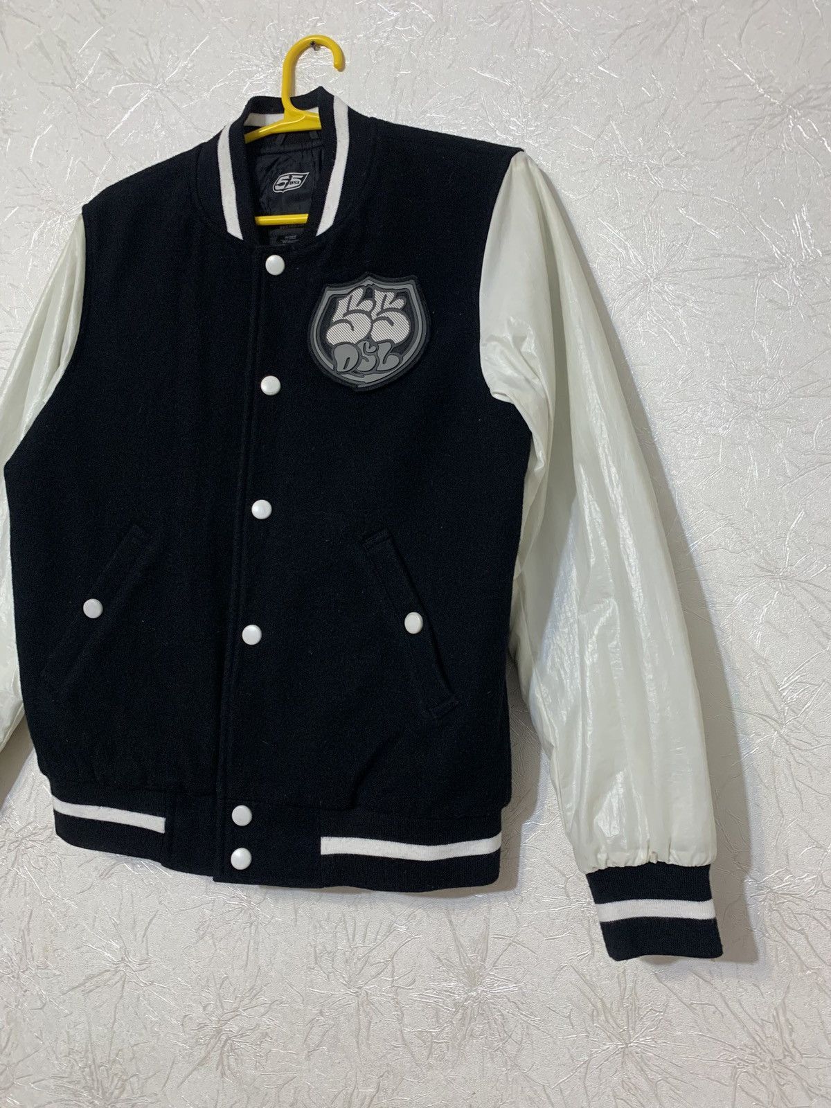 55DSL × Diesel × Vintage 55DSL Vintage Diesel Black Wool Bomber Jacket Nylon Sleeves Size US M / EU 48-50 / 2 - 2 Thumbnail