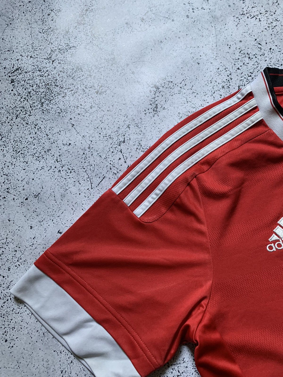 Adidas × Vintage Vintage Adidas Manchester United Soccer Jersey Y2K USA Size US M / EU 48-50 / 2 - 5 Thumbnail