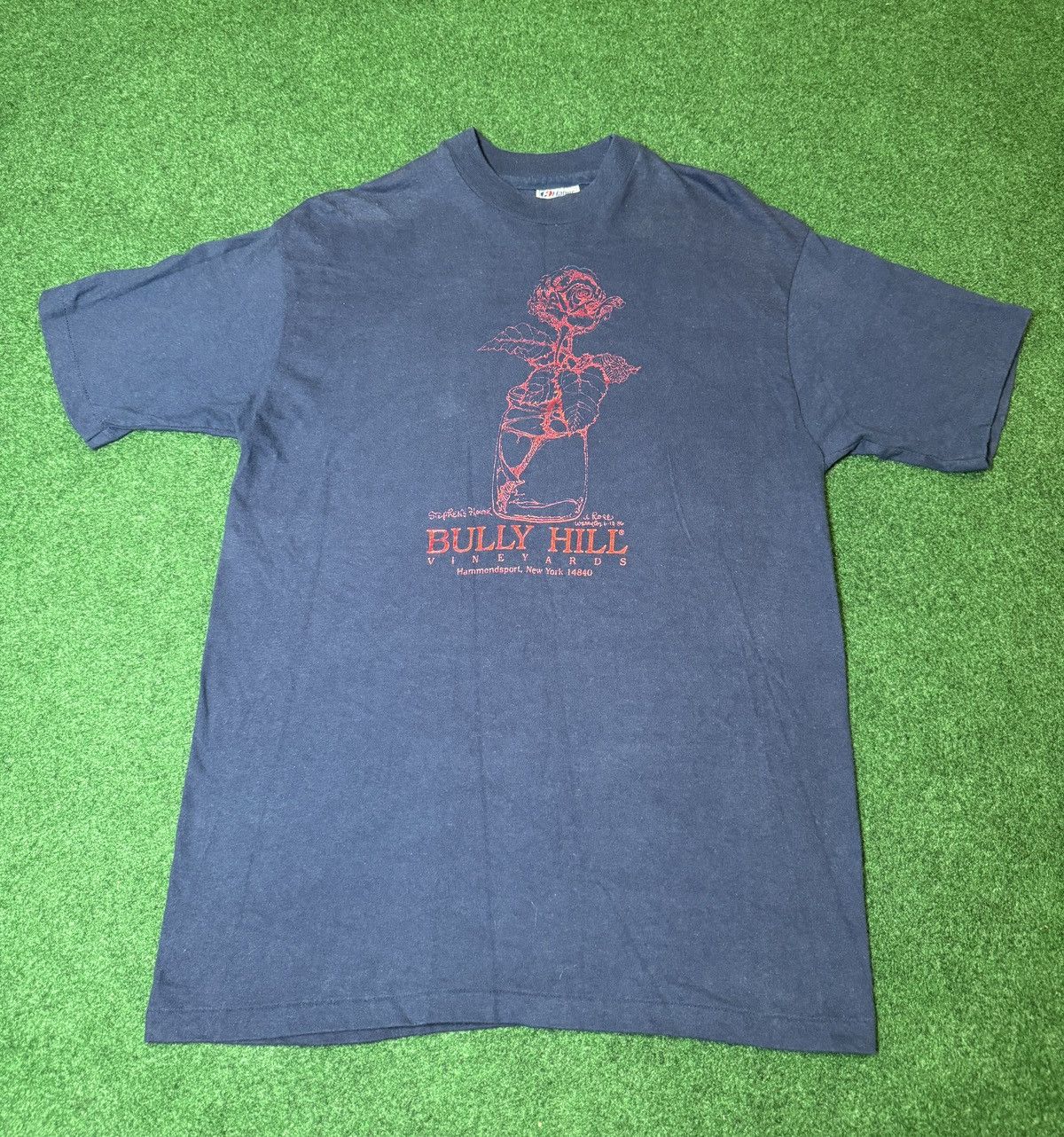 Hanes × Vintage Vintage 80s Bully Hill Vineyard Beauty Beast Rose T Shirt Size US L / EU 52-54 / 3 - 1 Thumbnail