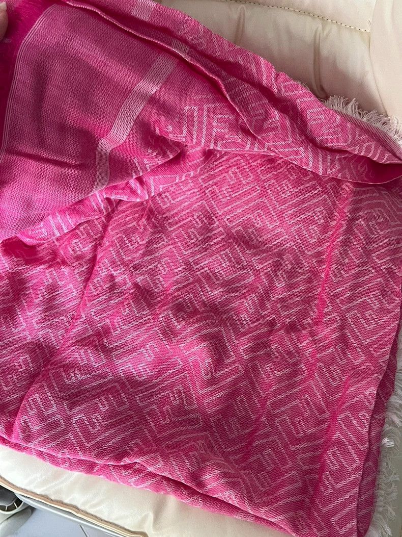 Fendi Fendi Scarf Size ONE SIZE - 4 Thumbnail
