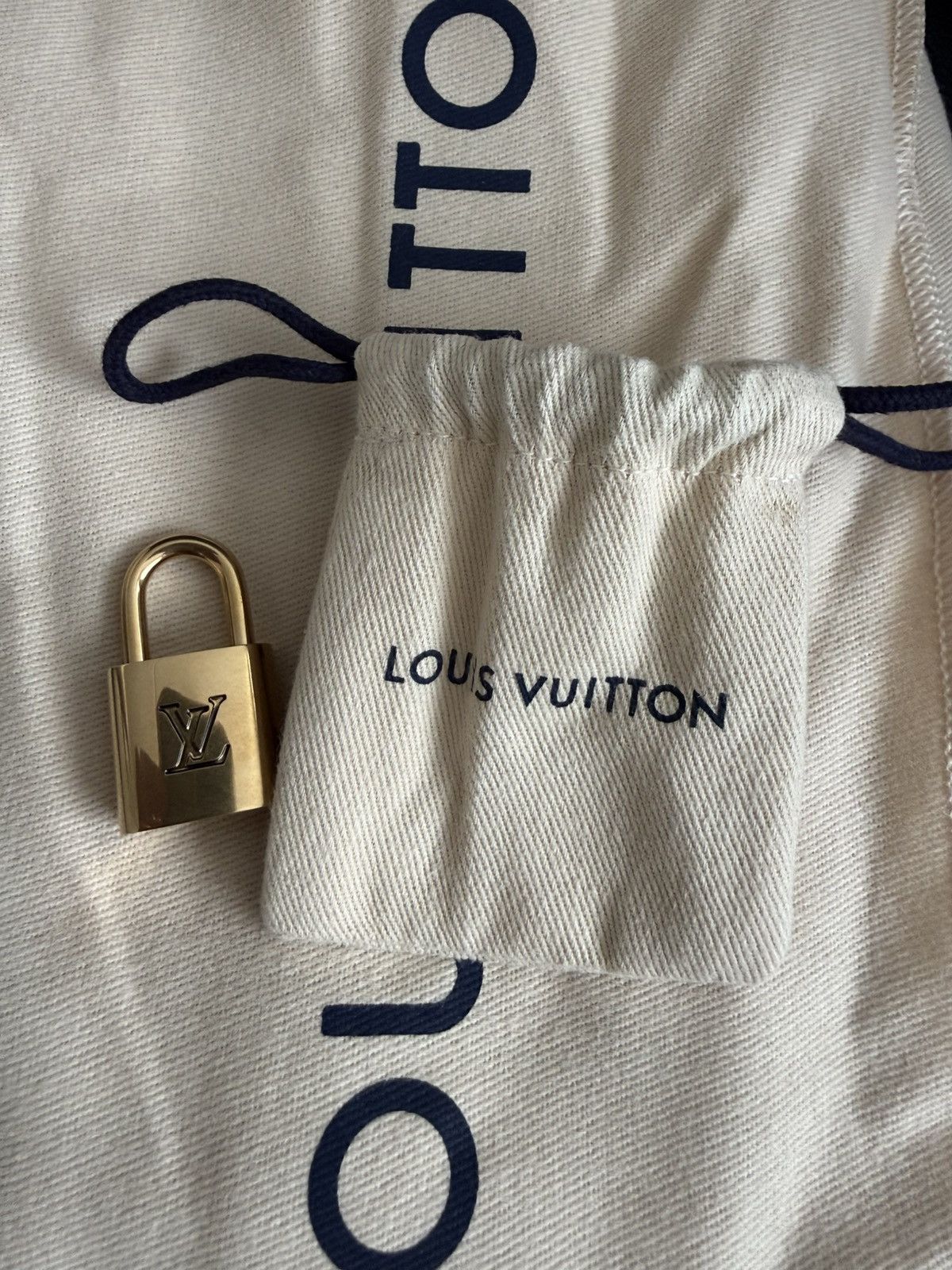 Louis Vuitton Louis Vuitton Speedy P9 Size 30 - 16 Thumbnail