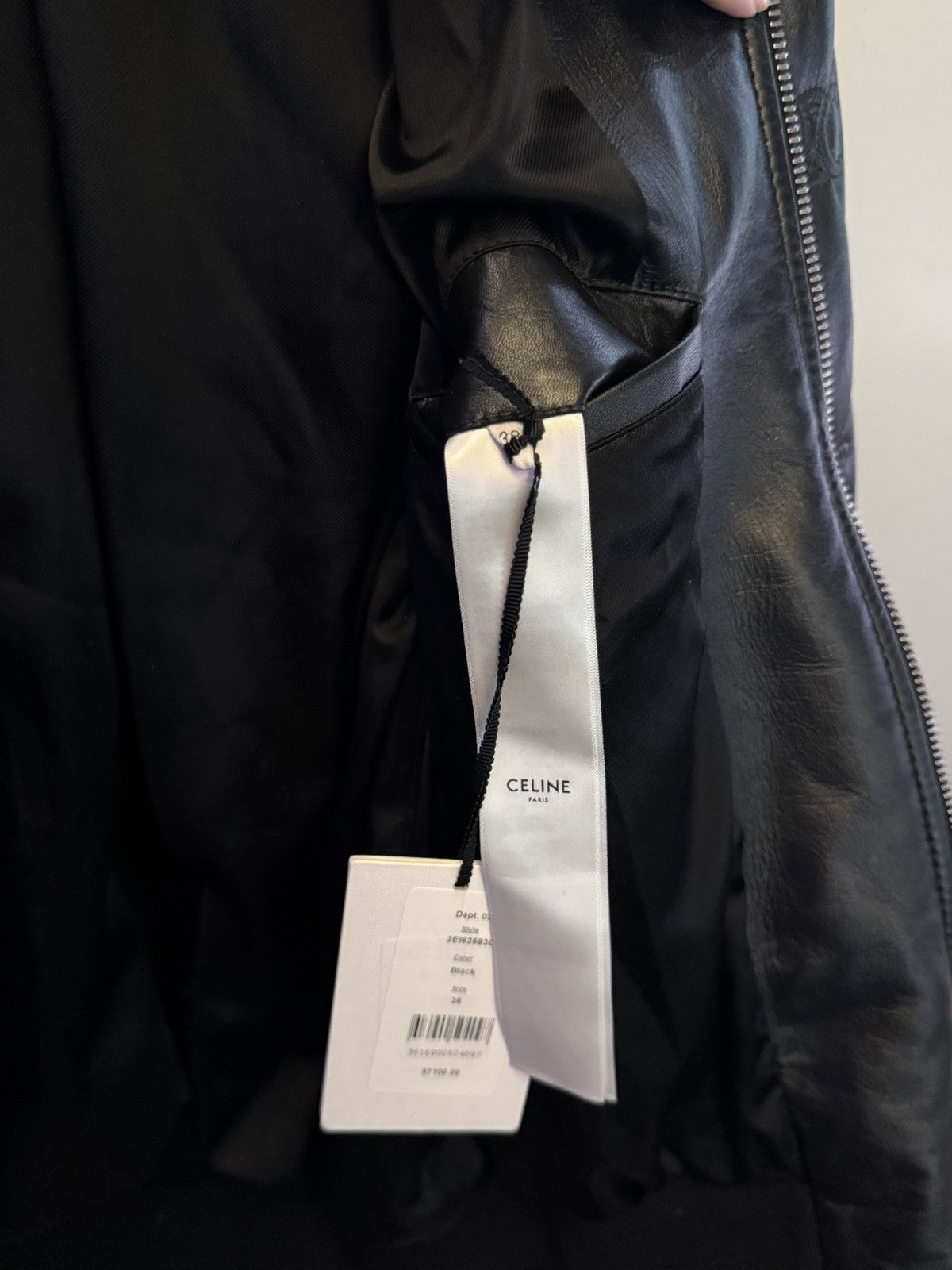 Celine CELINE TRIOMPHE BOMBER JACKET IN SOFT LAMBSKIN Size US S / EU 44-46 / 1 - 8 Thumbnail