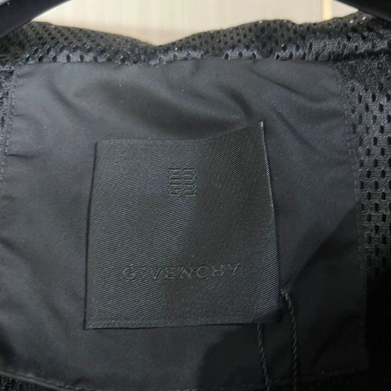 Givenchy Givenchy Printed letter zipper windbreaker 2506-Nextarrow Size US XL / EU 56 / 4 - 6 Thumbnail