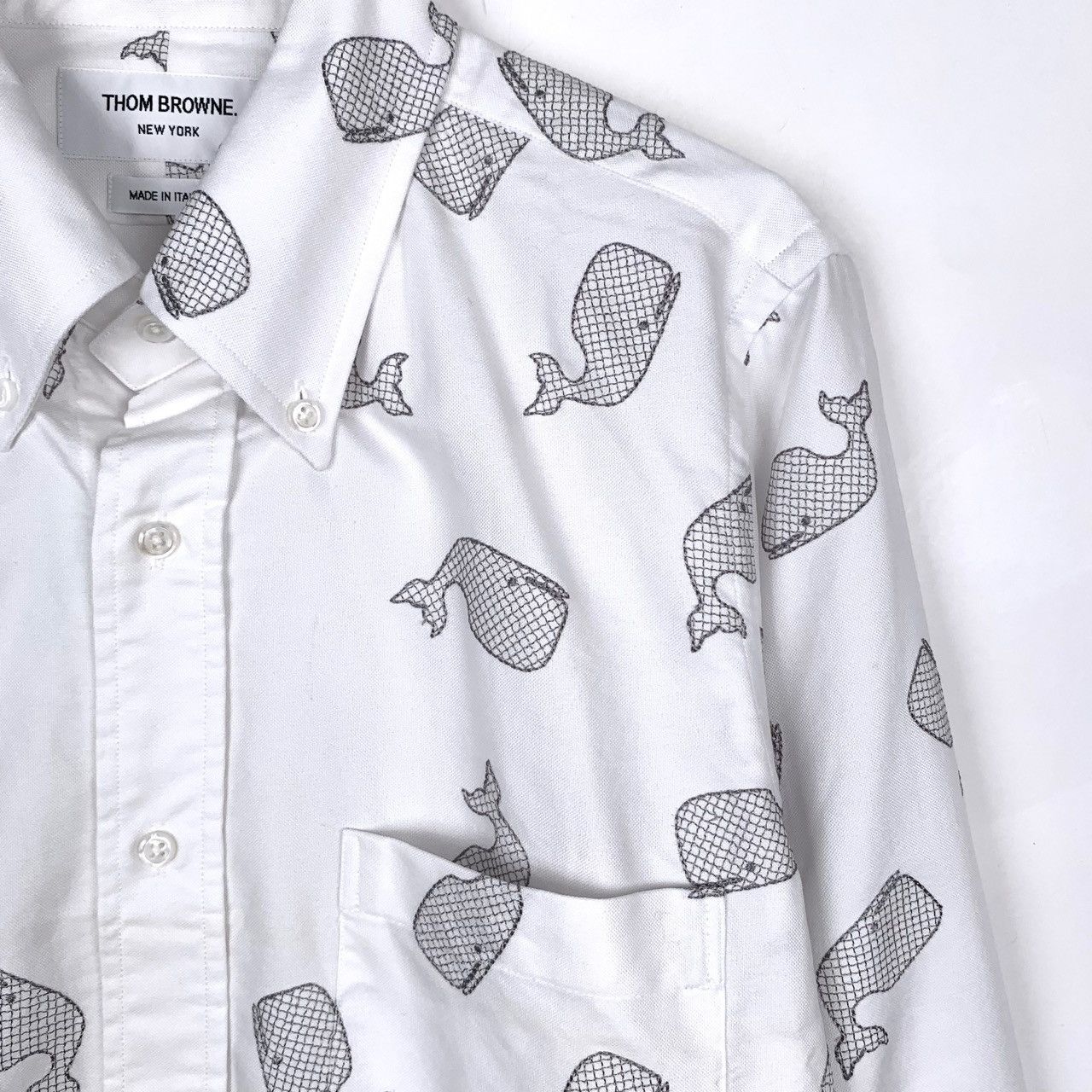 Thom Browne Thom Browne Whale Embroidered Print White Cotton Lapel Shirt Size US S / EU 44-46 / 1 - 3 Thumbnail