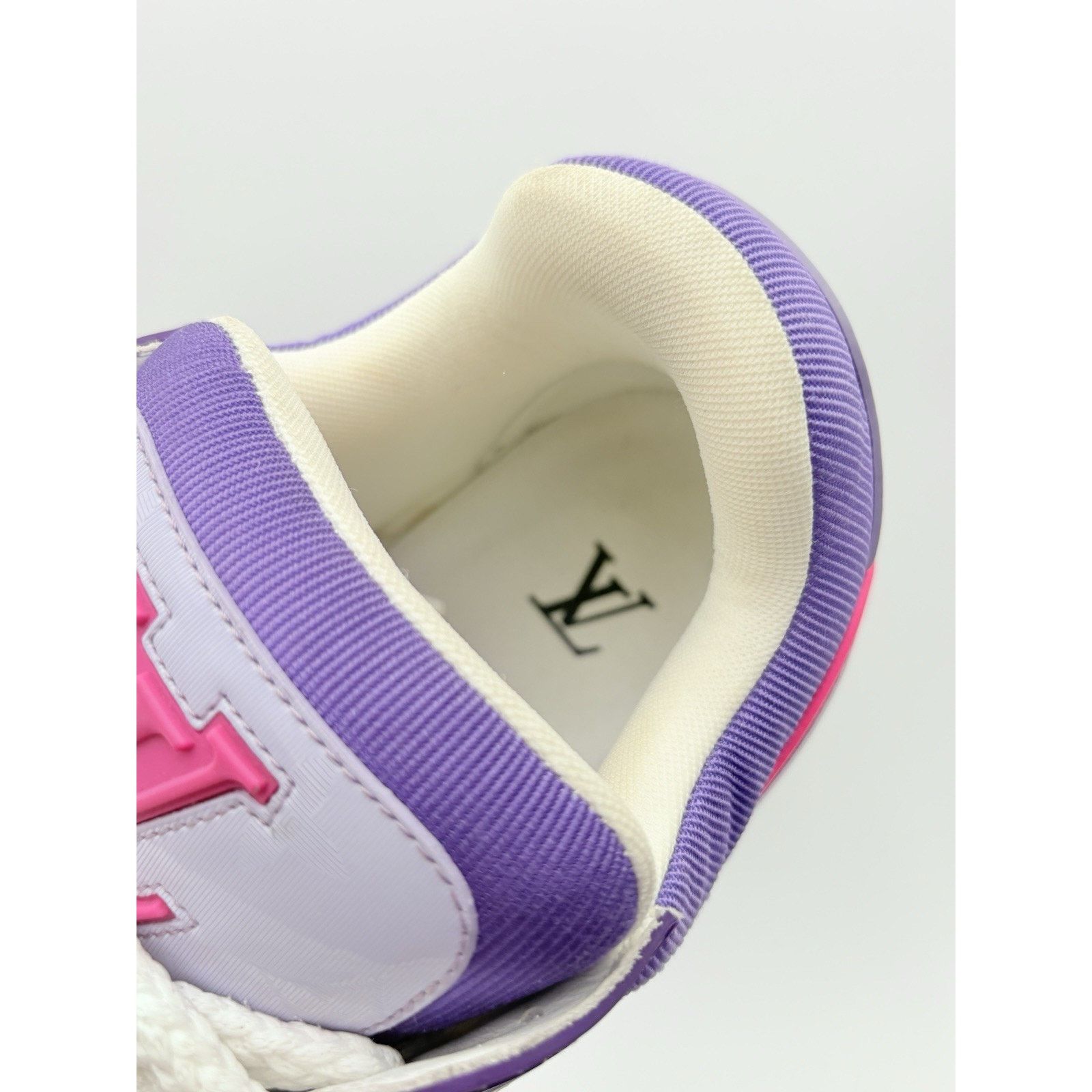 Louis Vuitton (9-9.5 US) Louis Vuitton Maxi ' Purple Pink ' | SUPER CLEAN! Size US 9 / EU 42 - 6 Thumbnail