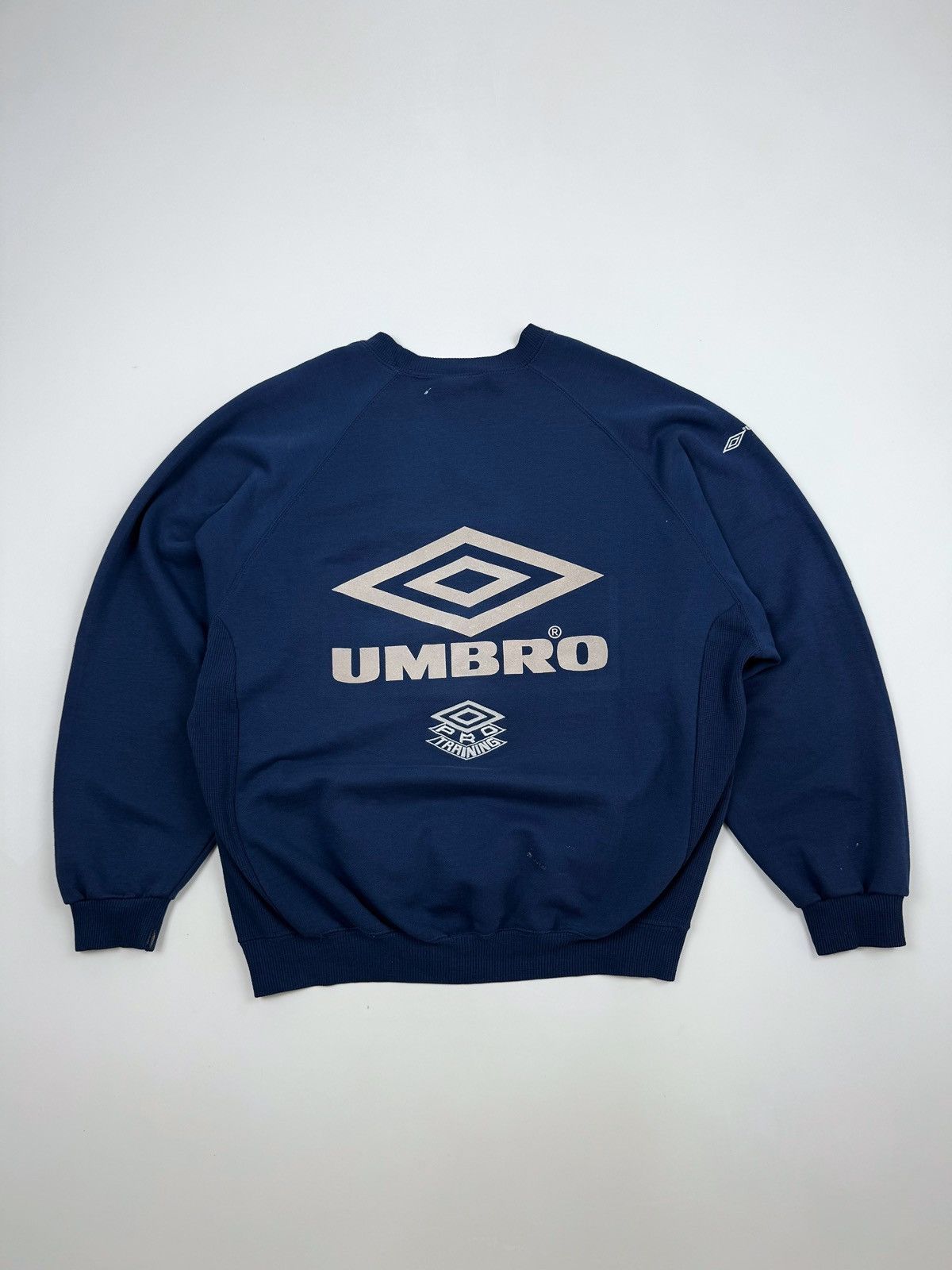 Umbro × Vintage 1990’s Vintage Distressed Umbro Pro Training Sweatshirt Size US L / EU 52-54 / 3 - 11 Thumbnail