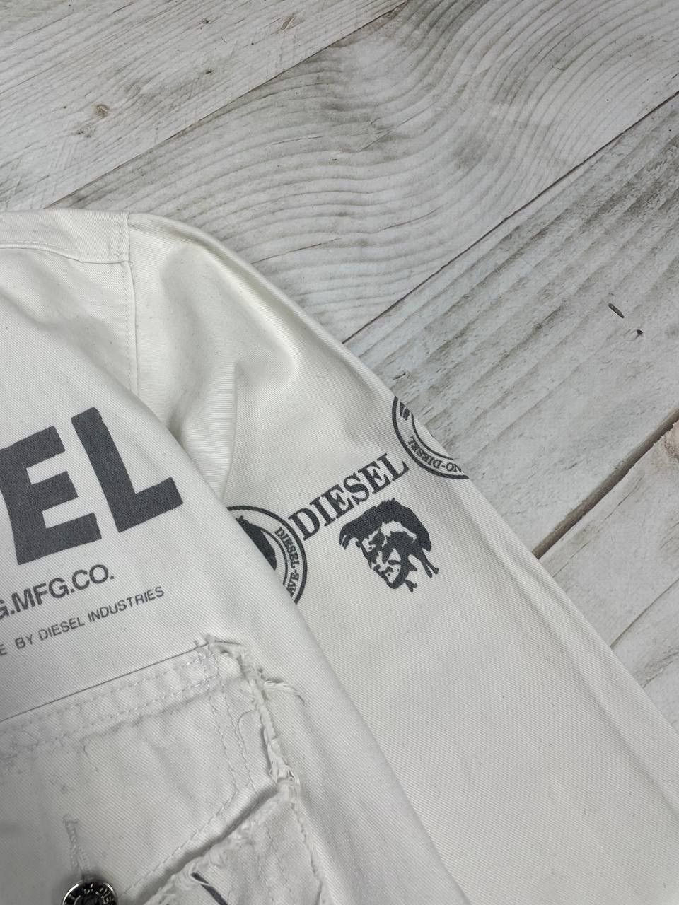 Diesel Vintage Diesel Denim Jacket Big Logo Y2K Japan Size US S / EU 44-46 / 1 - 12 Thumbnail