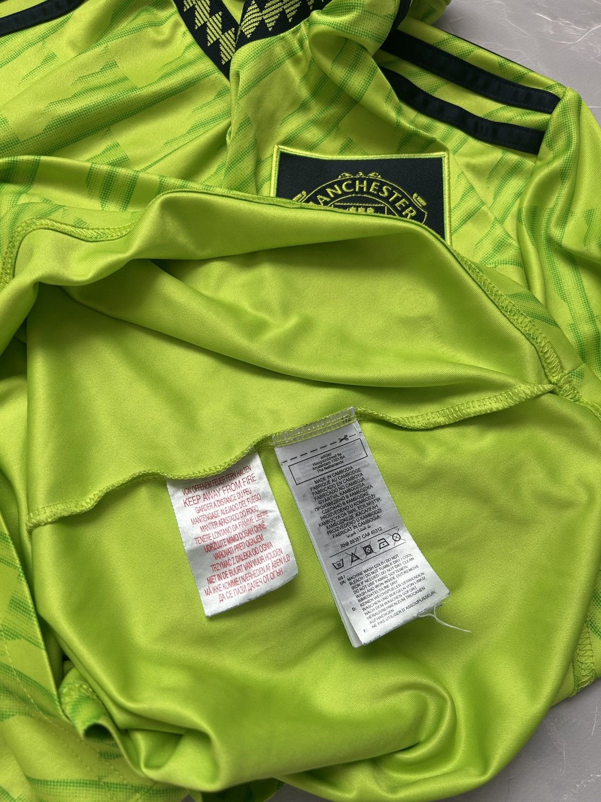 Adidas Adidas Manchester United 2022-2023 Third Football Jersey Size US S / EU 44-46 / 1 - 6 Thumbnail