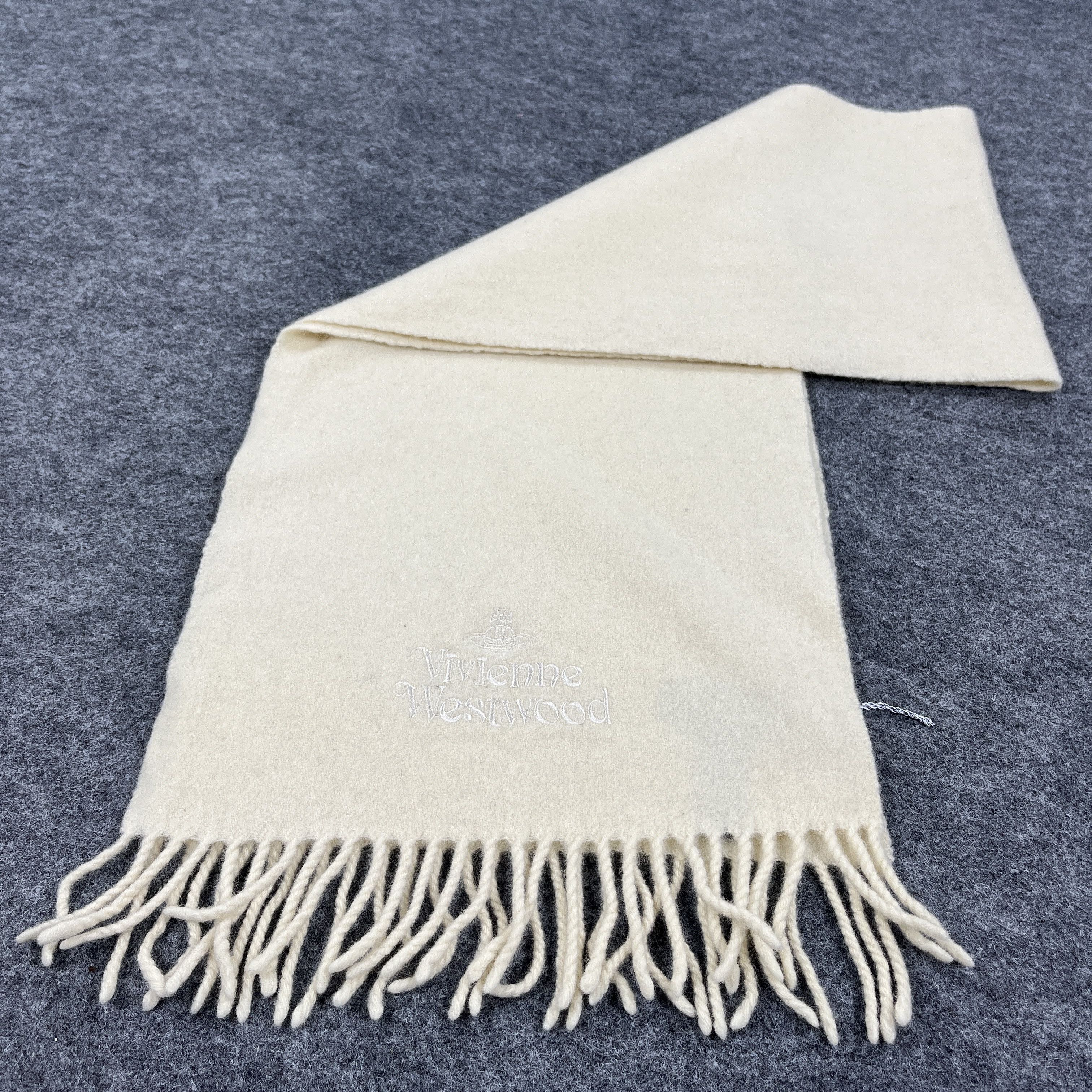 Vivienne Westwood Scarf / Muffler / Neckwear T1037
