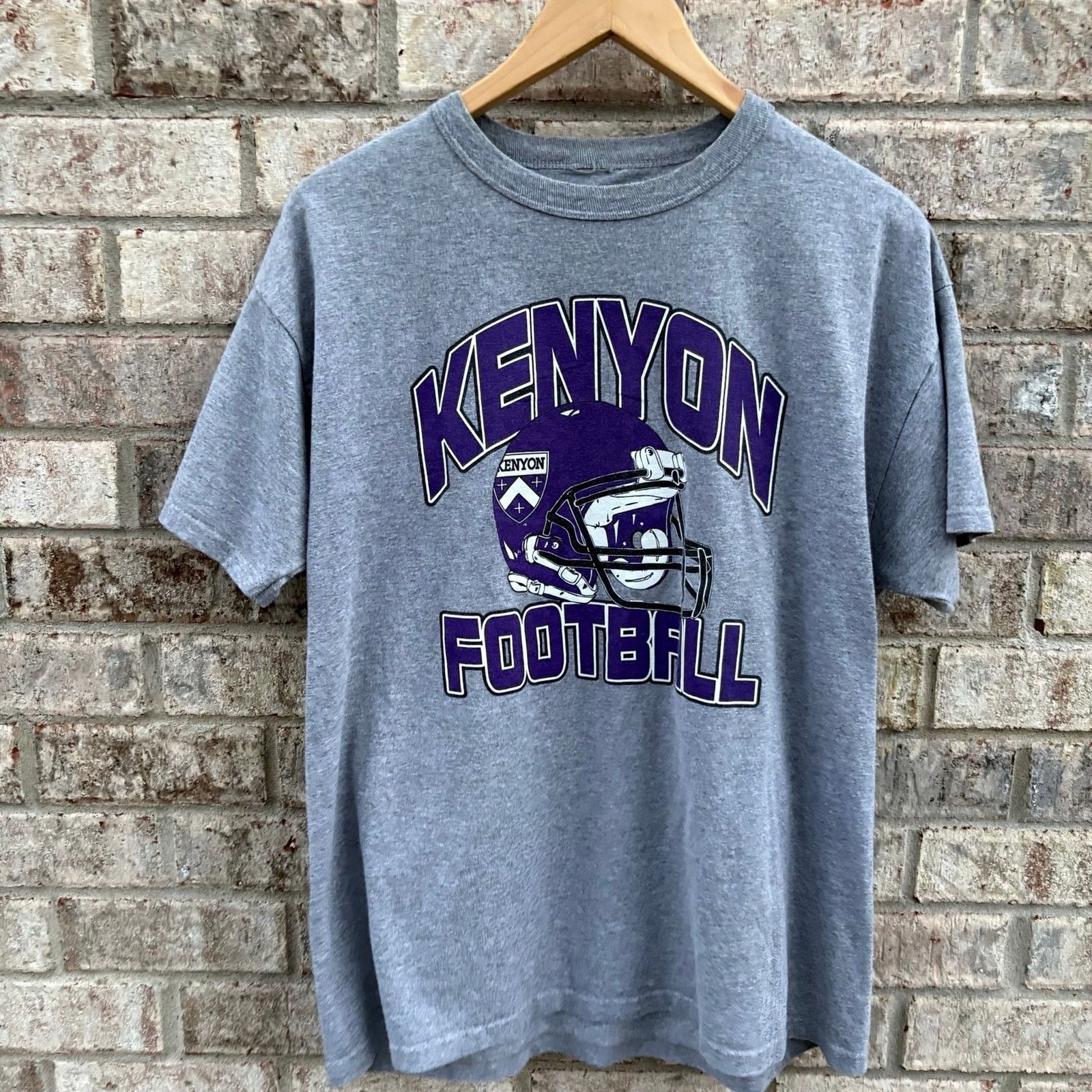 Hanes Vintage high-school football t shirt Size US L / EU 52-54 / 3 - 1 Thumbnail