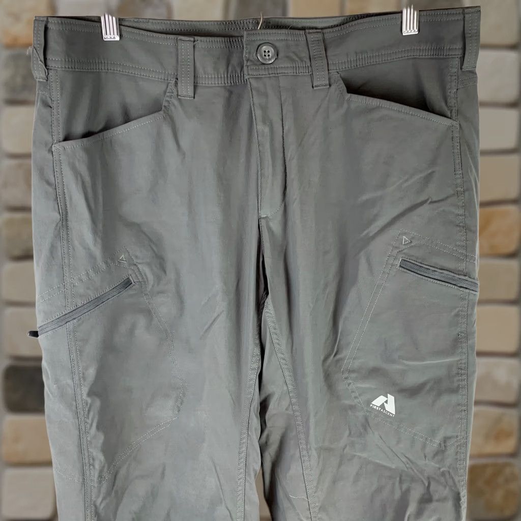 Eddie Bauer Eddie Bauer First Ascent Guide Pants Men 36x34 Gray Fleece Lined Hiking Trekking Size US 36 / EU 52 - 1 Thumbnail