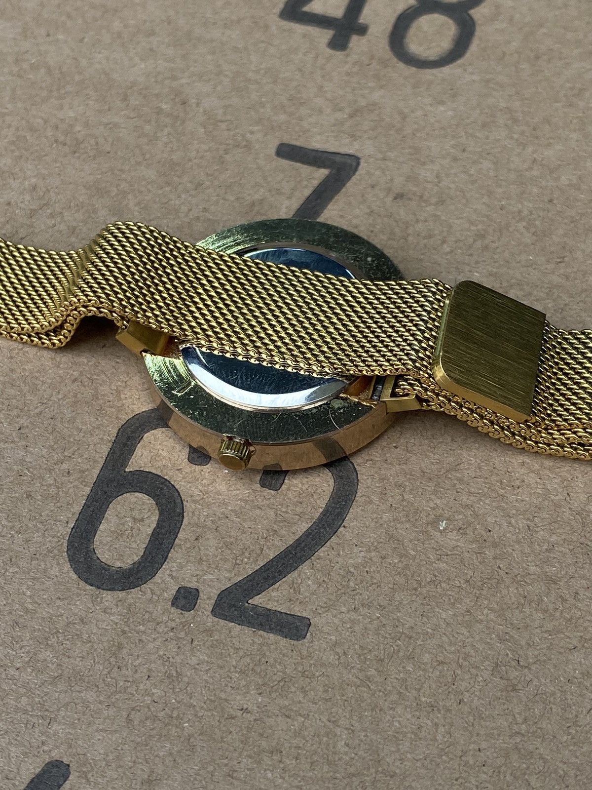 Vintage Elegant Gold Mesh Watch with Pearl Dial Size ONE SIZE - 5 Thumbnail