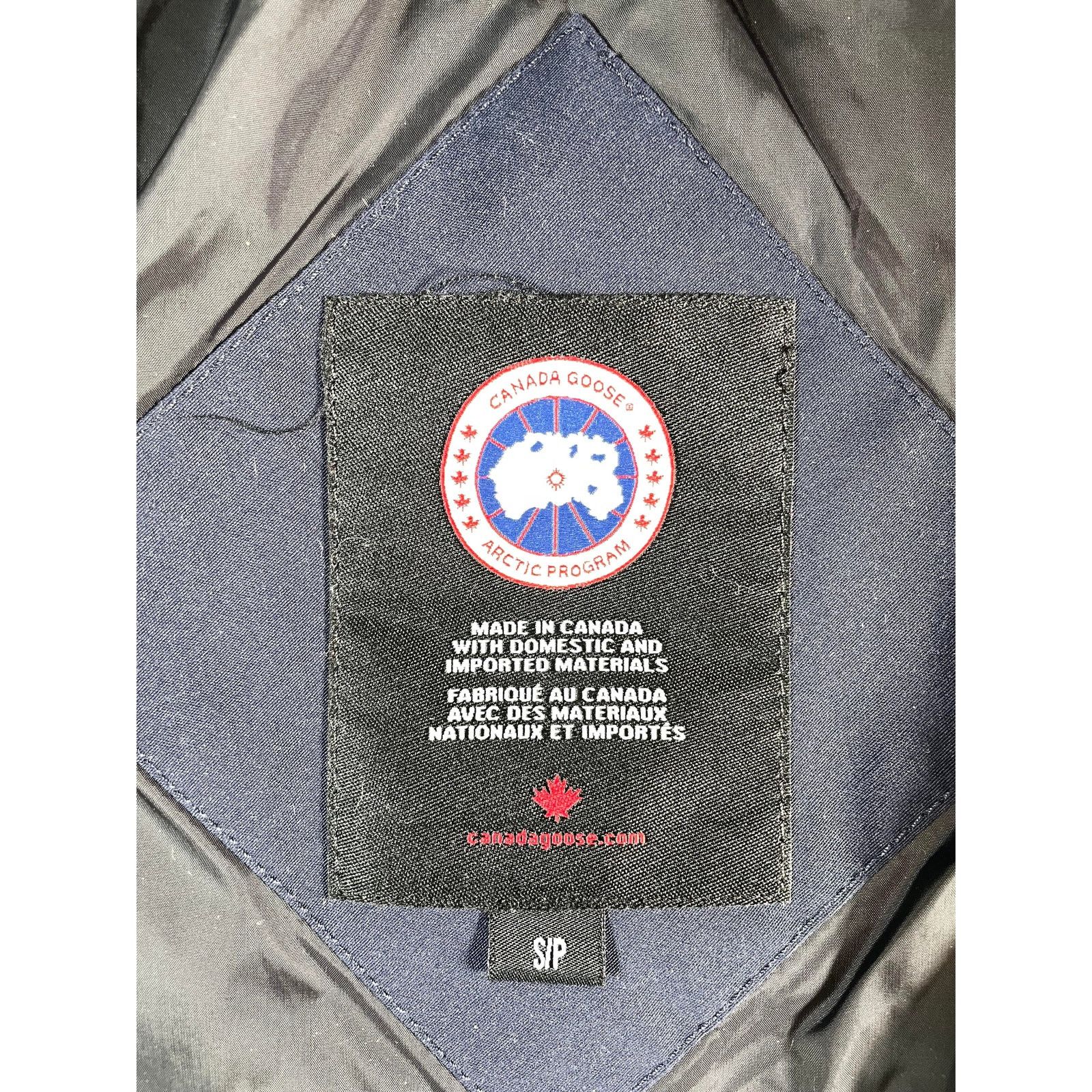 Canada Goose Canada Goose Navy Macmillan Bomber Jacket Size US S / EU 44-46 / 1 - 3 Thumbnail