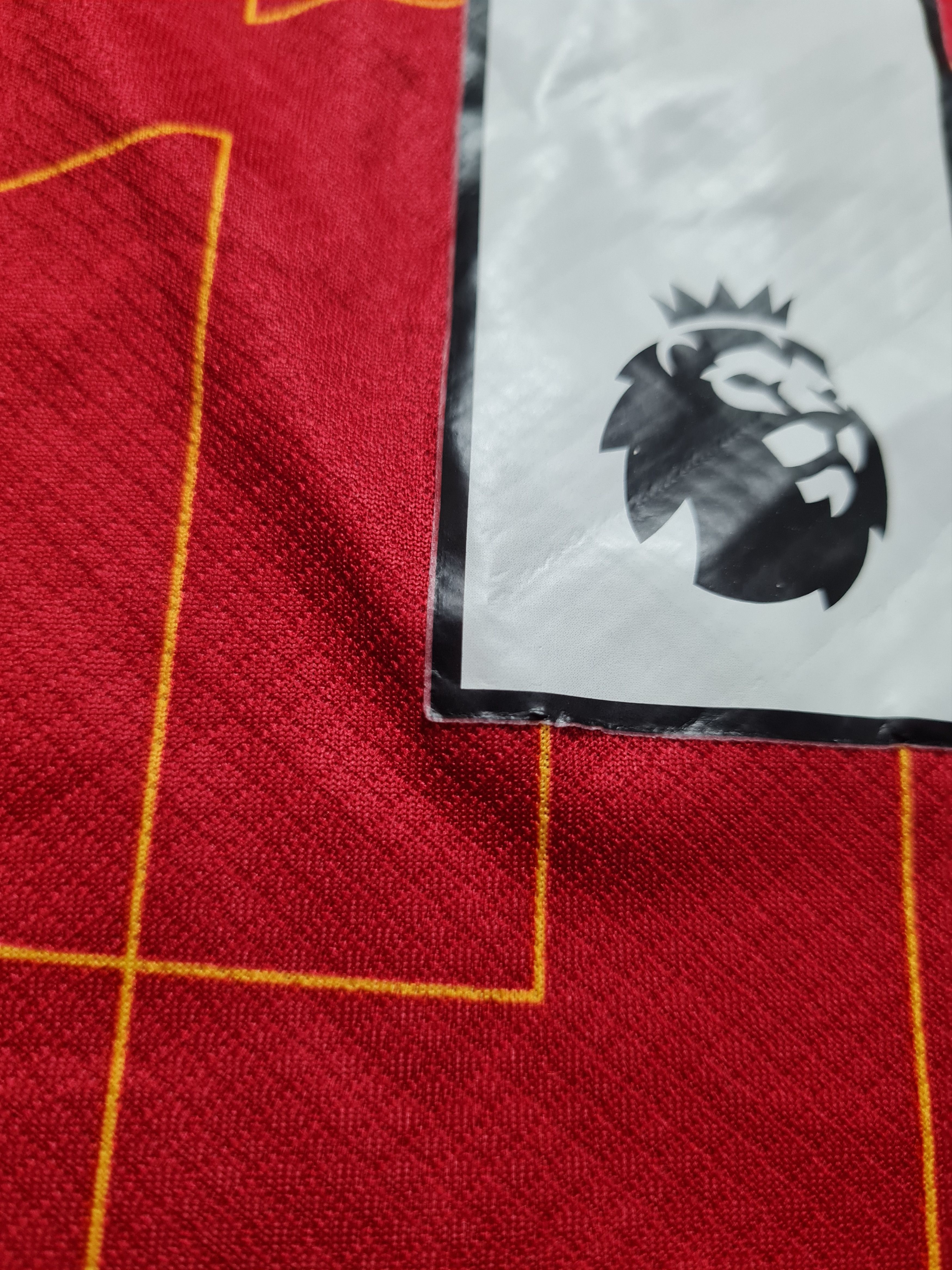 Nike Nike Liverpool 2024/2025 Home Shirt Soccer Red FN9154-688 Size US S / EU 44-46 / 1 - 18 Thumbnail
