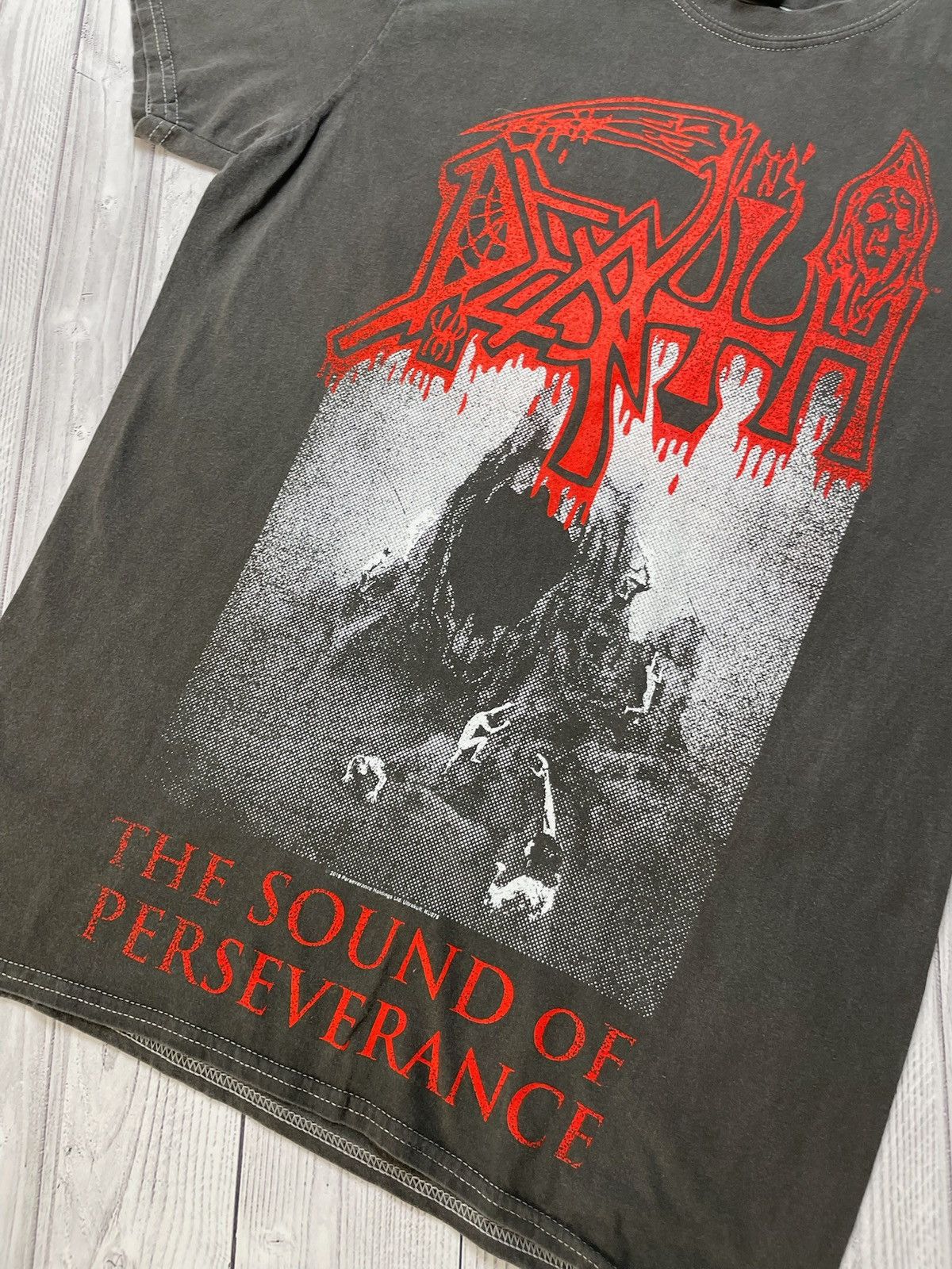 Band Tees Vintage Death Leprosy rock tee big logo Y2K Band tee Metal M Size US M / EU 48-50 / 2 - 3 Thumbnail
