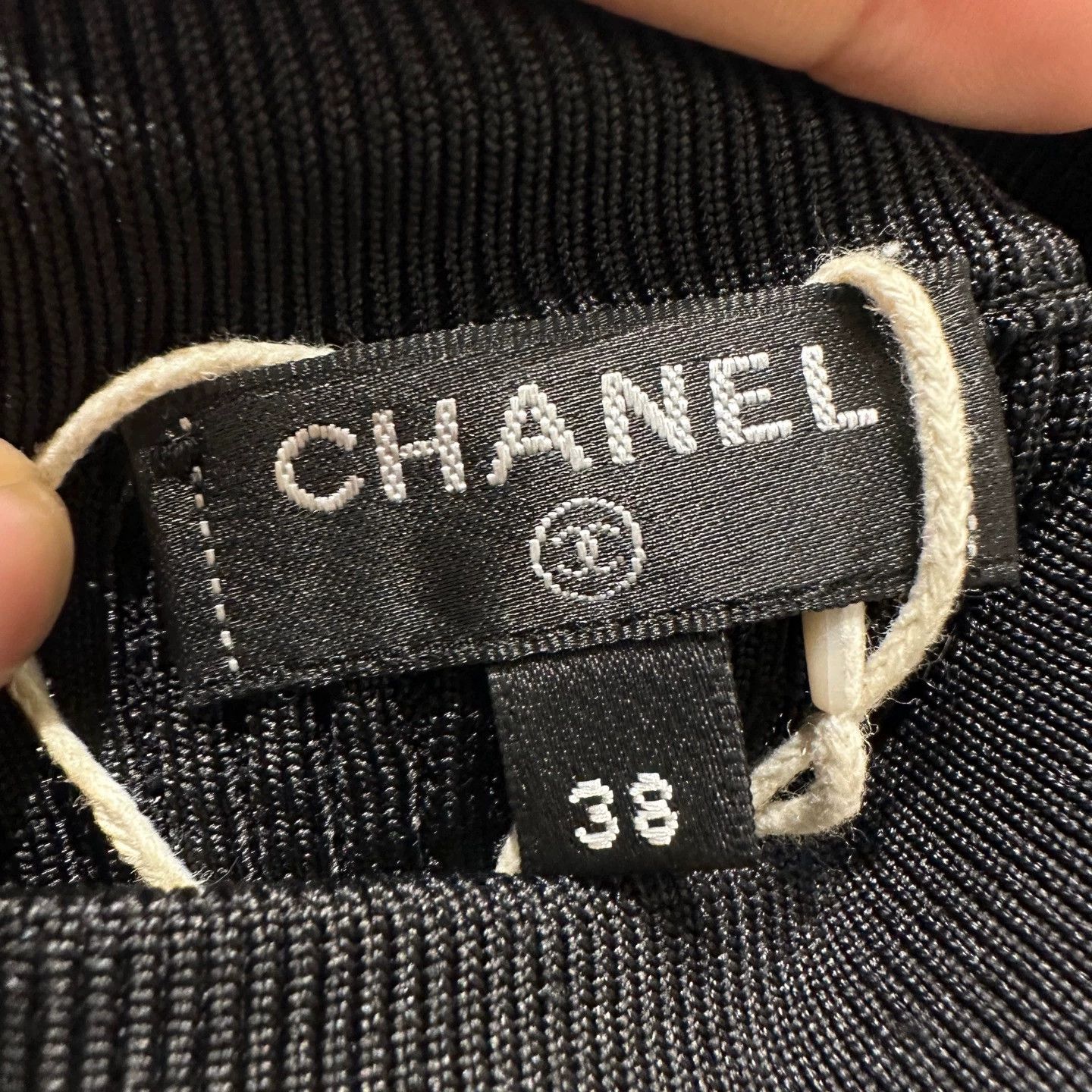 Chanel Chanel mar166 Logo crystal embossed silk tank 38 Size S / US 4 / IT 40 - 3 Thumbnail