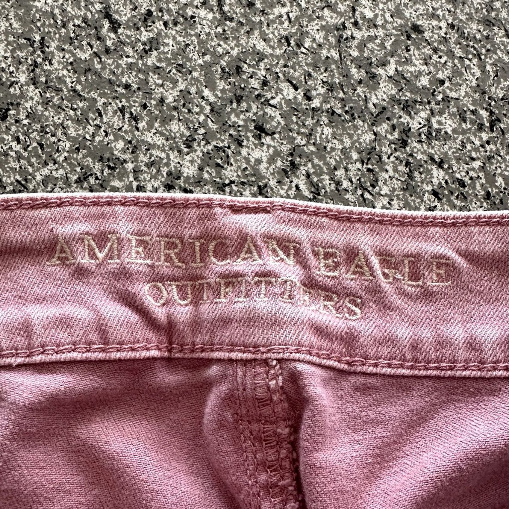 American Eagle Outfitters American Eagle Shorts Womens 2 Pink High Rise Cut-Off Slim Denim Stretch Shortie 27x2 Size 27" / US 4 / IT 40 - 3 Thumbnail