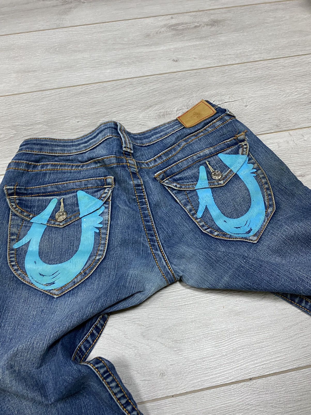 True Religion True Religion vintage horse shoe big logo stitched jeans Size US 30 / EU 46 - 7 Thumbnail
