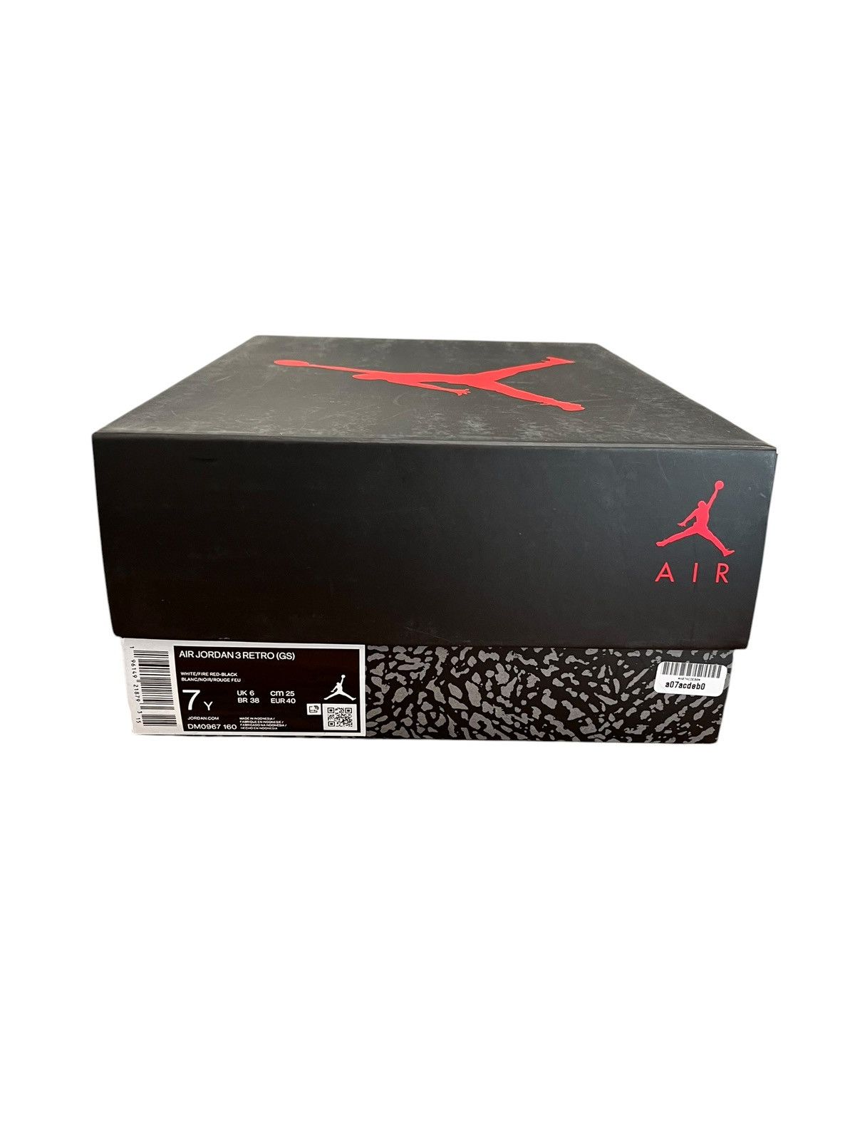 Jordan Brand Jordan 3 Retro Fire Red (2022) Size US 7 / EU 40 - 9 Thumbnail