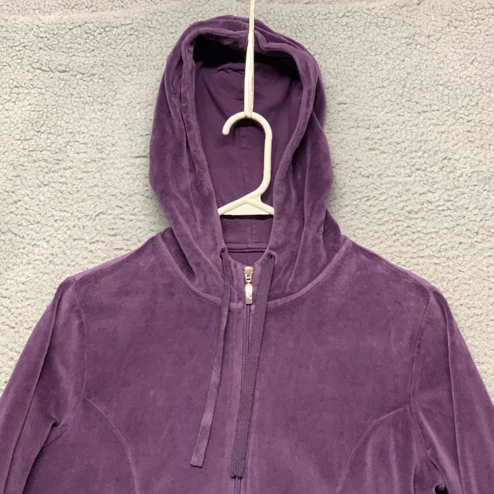 Vintage Danskin Now Jacket Womens Full Zip Hooded Plush Purple 2-Pockets Size Large Size S / US 4 / IT 40 - 2 Thumbnail