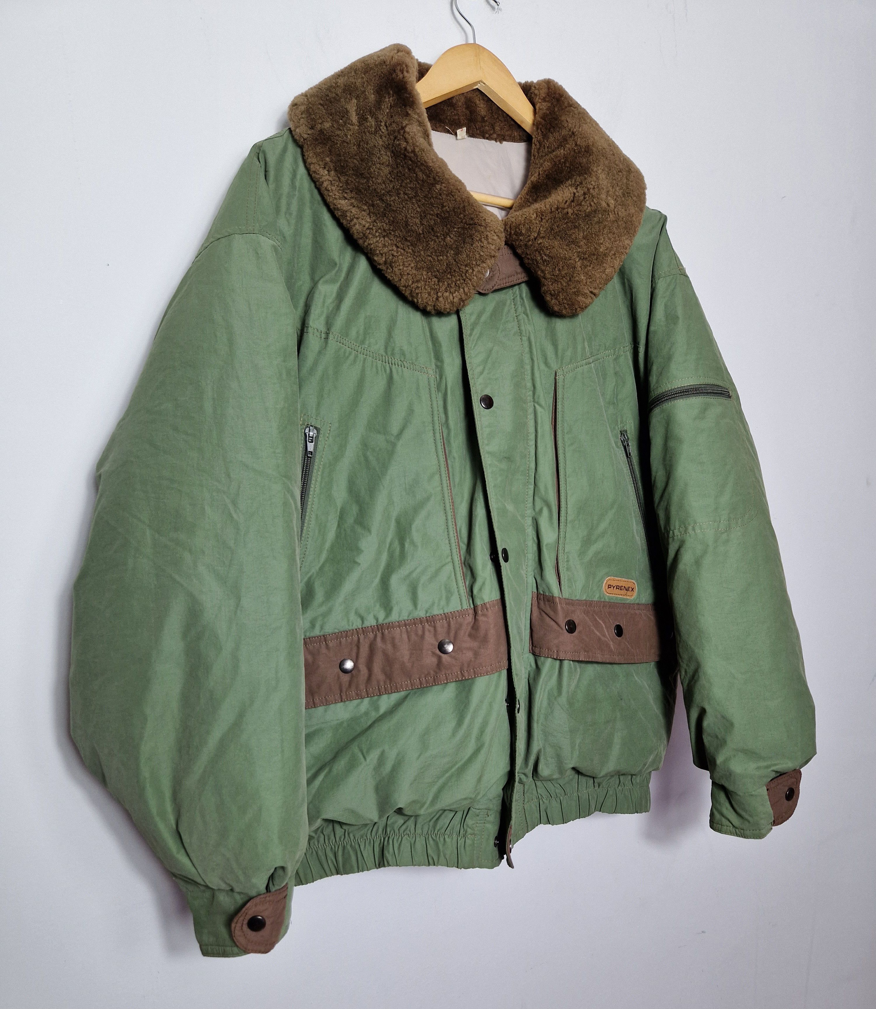 Pyrenex × Vintage vintage PYRENEX puffer jacket Size US L / EU 52-54 / 3 - 4 Thumbnail