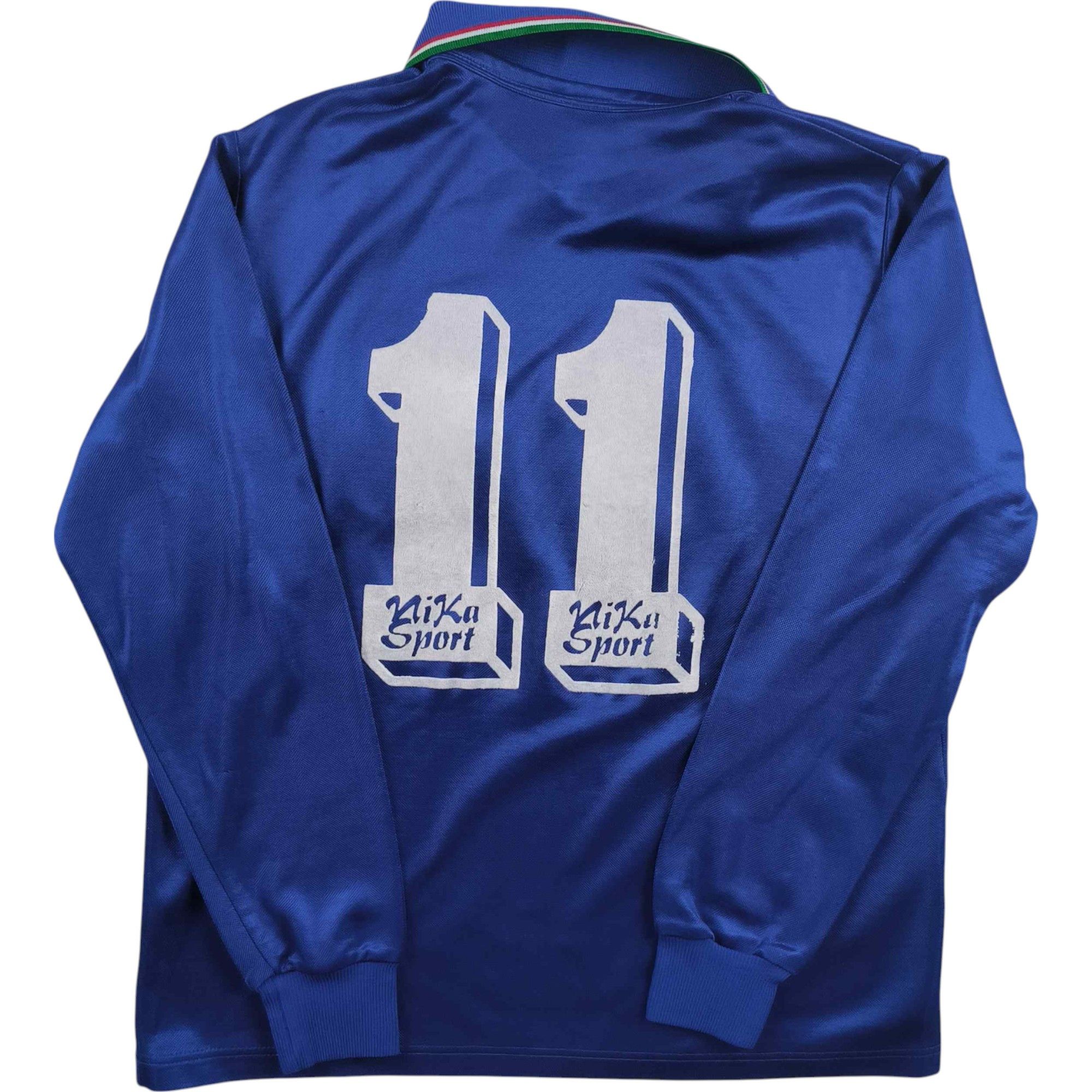 Diadora Italy 1990-92 Diadora home LS #11 football jersey size S Size US S / EU 44-46 / 1 - 2 Thumbnail