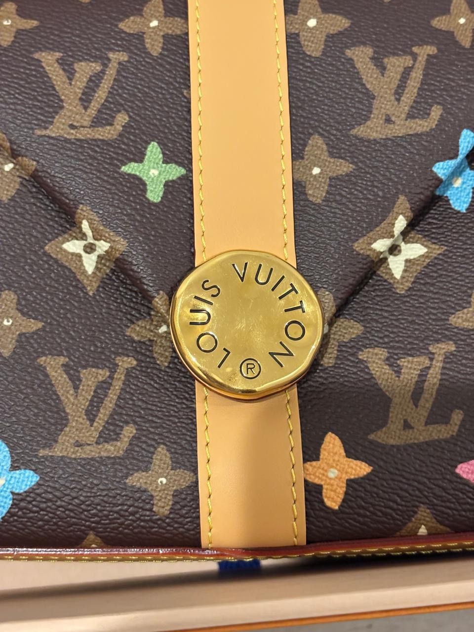 Louis Vuitton Louis Vuitton Tyler the Creator Envelope Messenger Size ONE SIZE - 4 Thumbnail