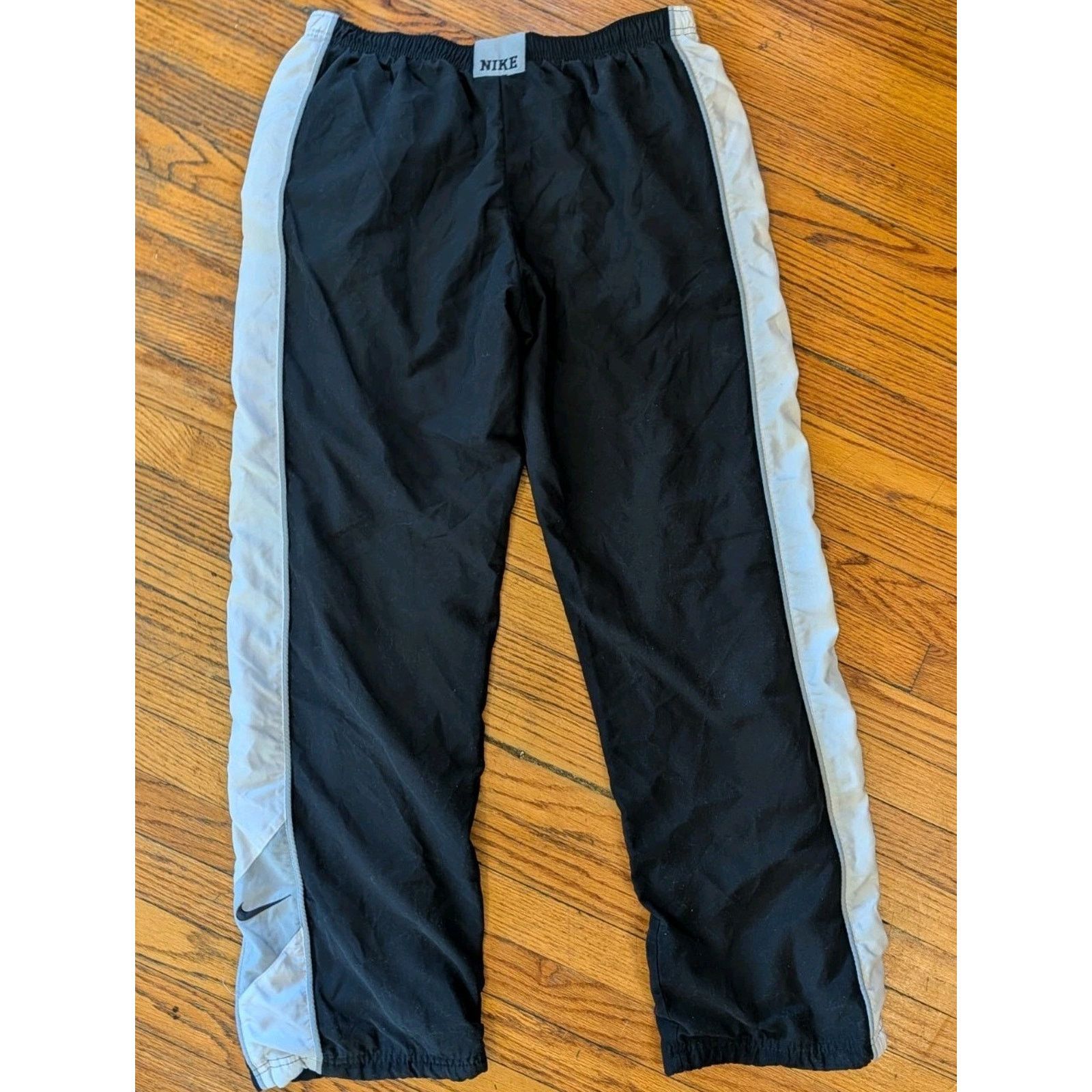 Nike Nike Track Lined Pants Women's Medium Black Pockets Size 32" / US 10 / IT 46 - 4 Thumbnail
