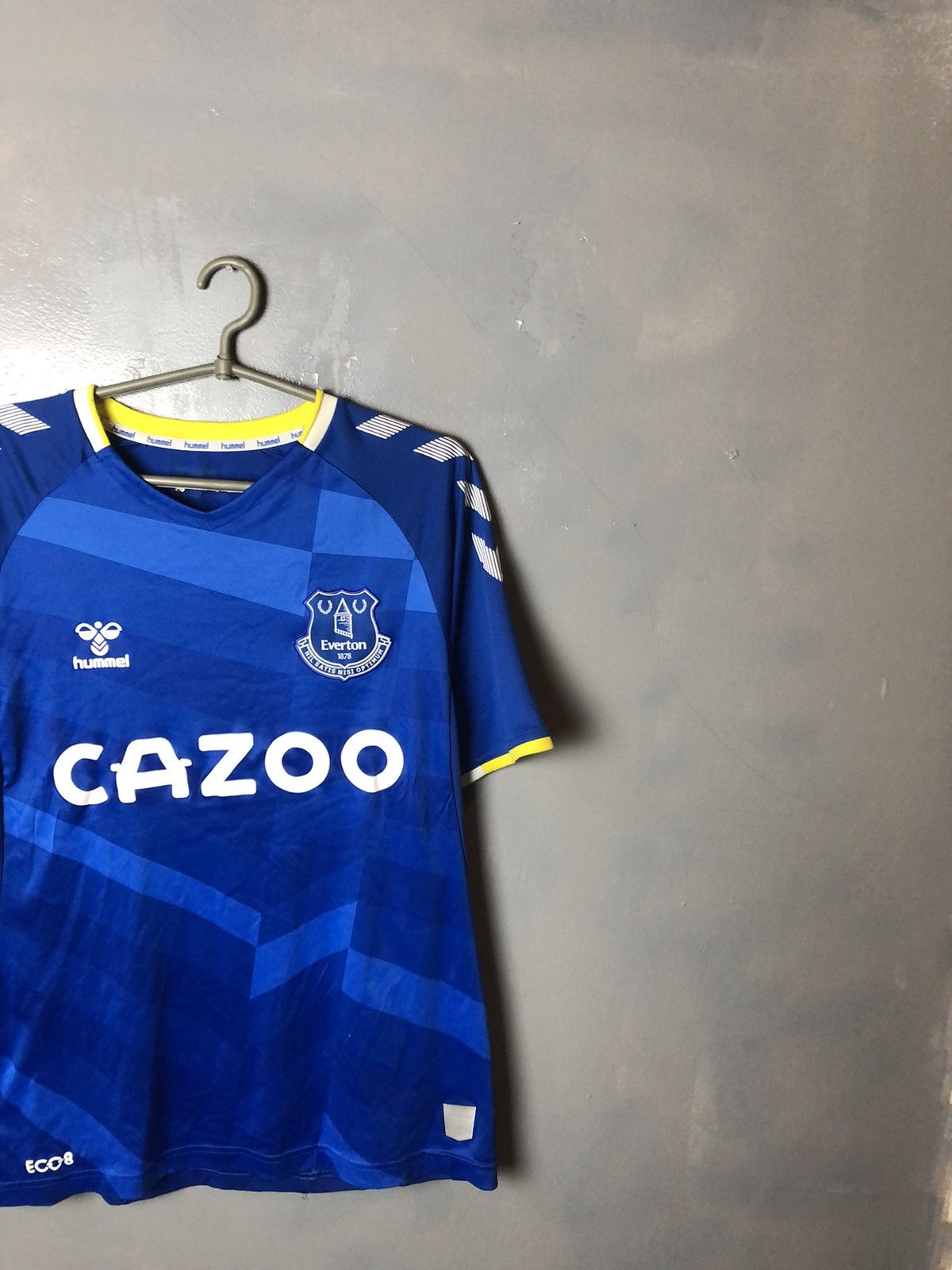 Vintage Men’s soccer jersey Hummel FC Everton #11 Stear Size US M / EU 48-50 / 2 - 3 Thumbnail