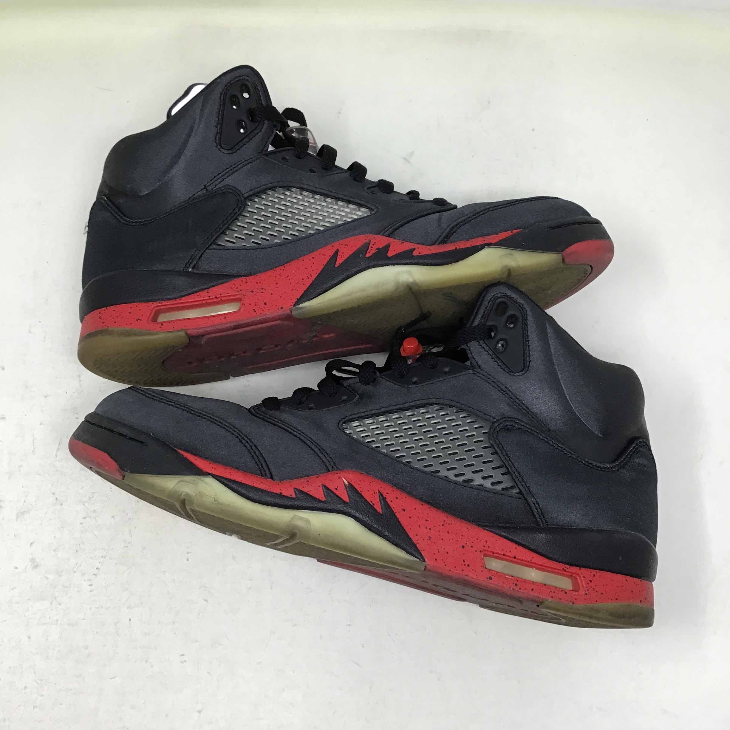 Air Jordan Retro Satin Bred