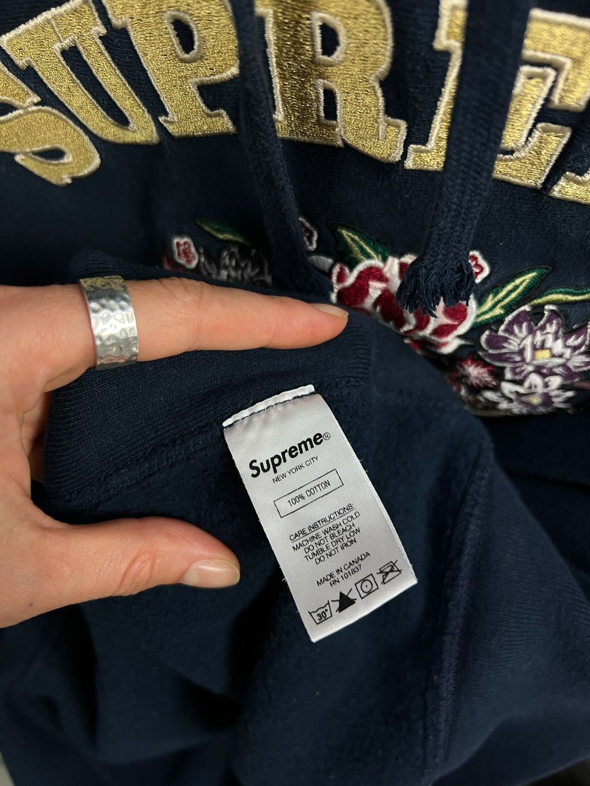 Supreme Supreme Centerpiece Hoodie XL Size US XL / EU 56 / 4 - 9 Thumbnail