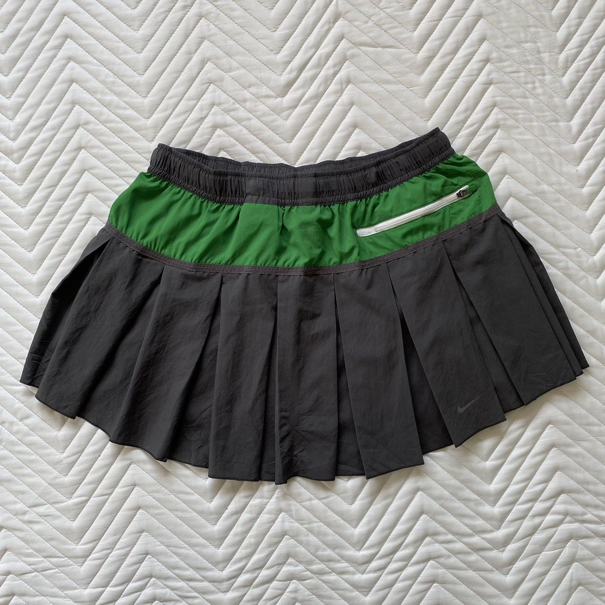 Nike × Undercover Undercover X Nike Sportwear Mini Skirt Size 27" / US 4 / IT 40 - 2 Thumbnail