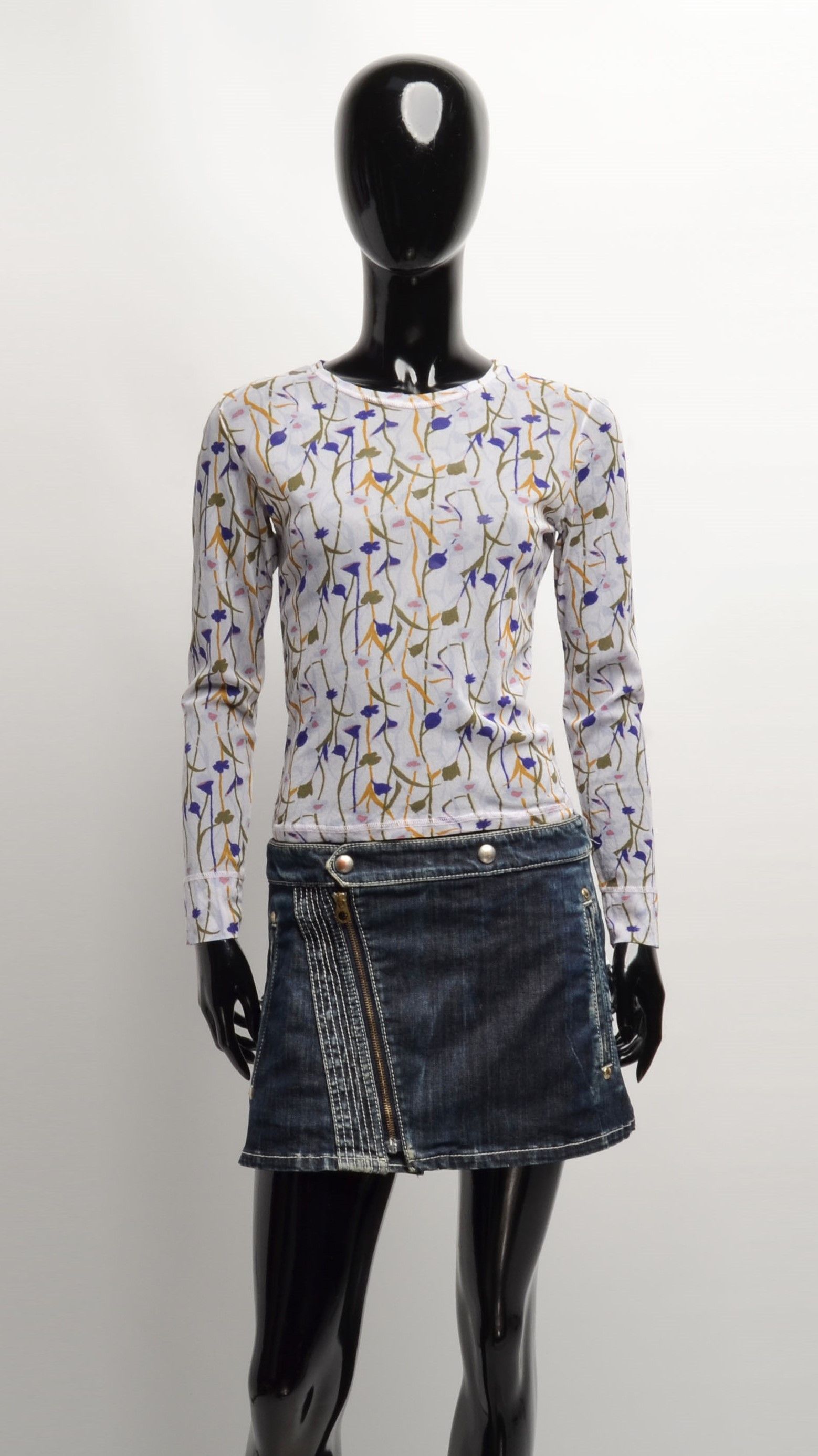 Vintage Vintage Mesh Floral Long Sleeve Light Top Size S / US 4 / IT 40 - 1 Thumbnail