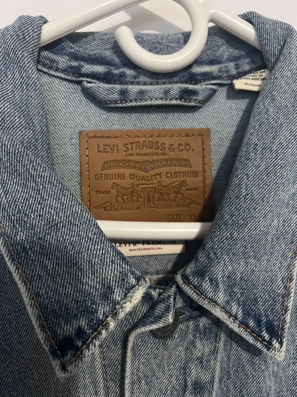 Levi's Levi’s denim oversized jacket Size US XL / EU 56 / 4 - 2 Thumbnail